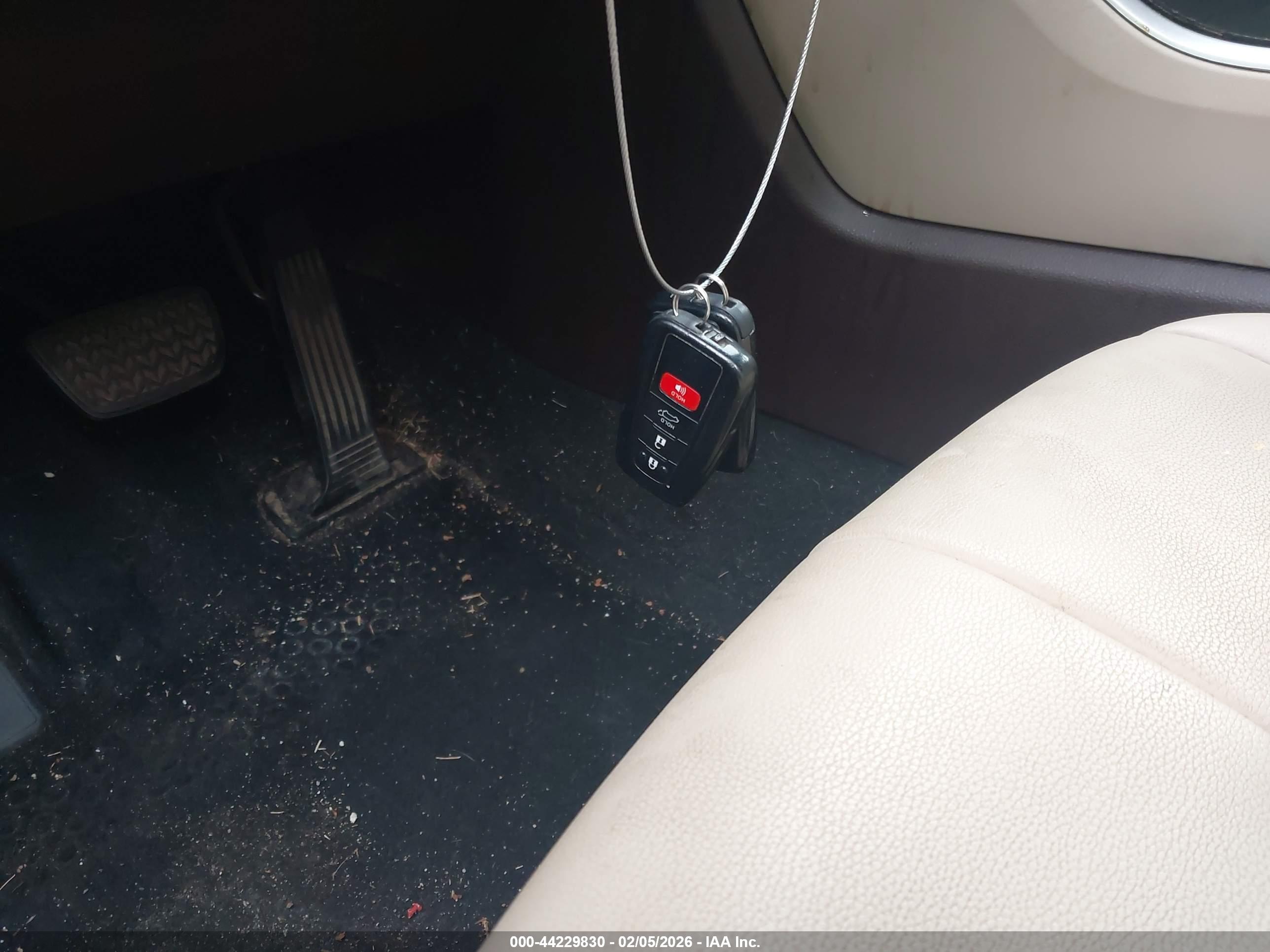 TOYOTA HIGHLANDER image 11
