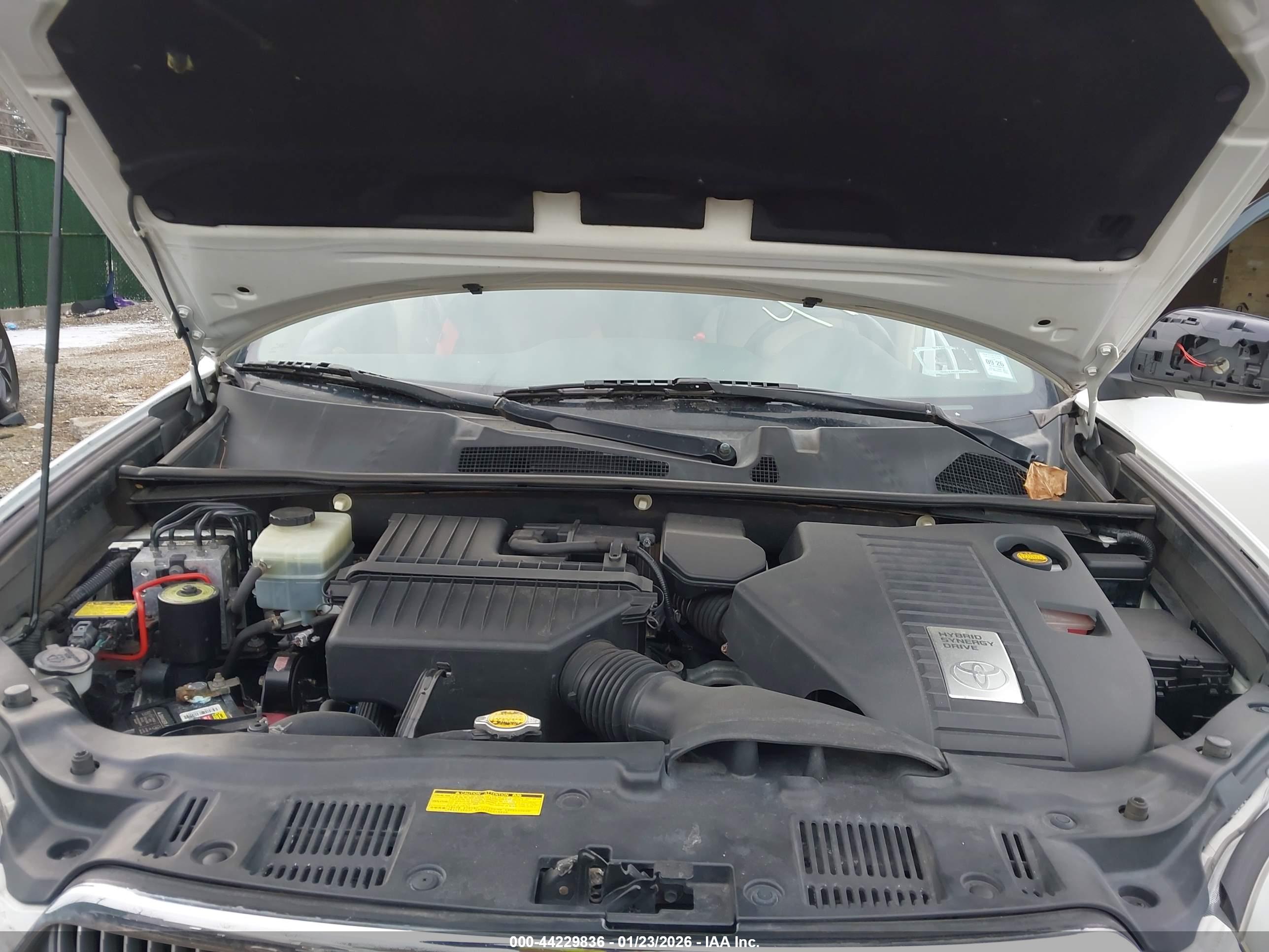 TOYOTA HIGHLANDER image 10