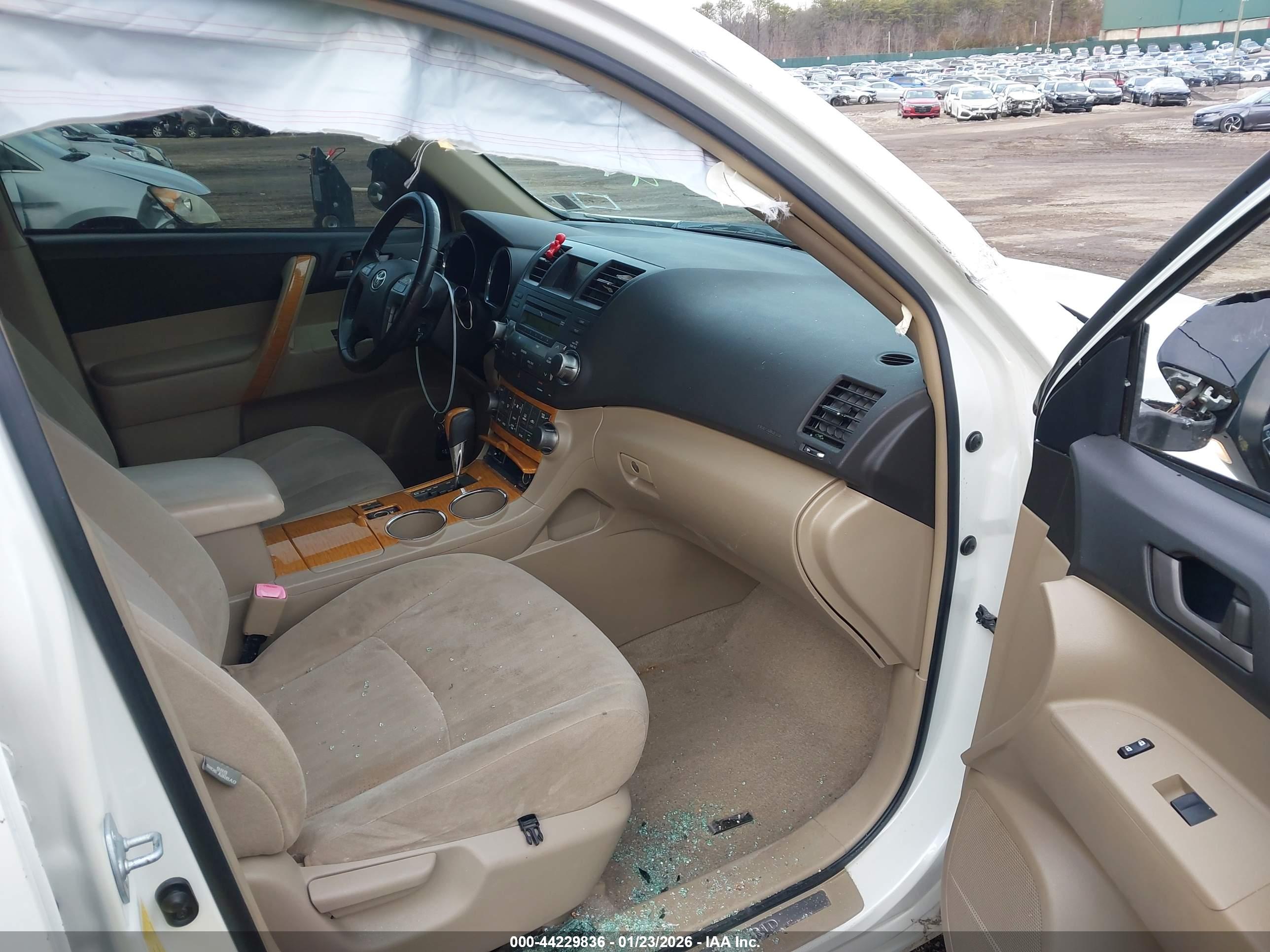 TOYOTA HIGHLANDER image 5