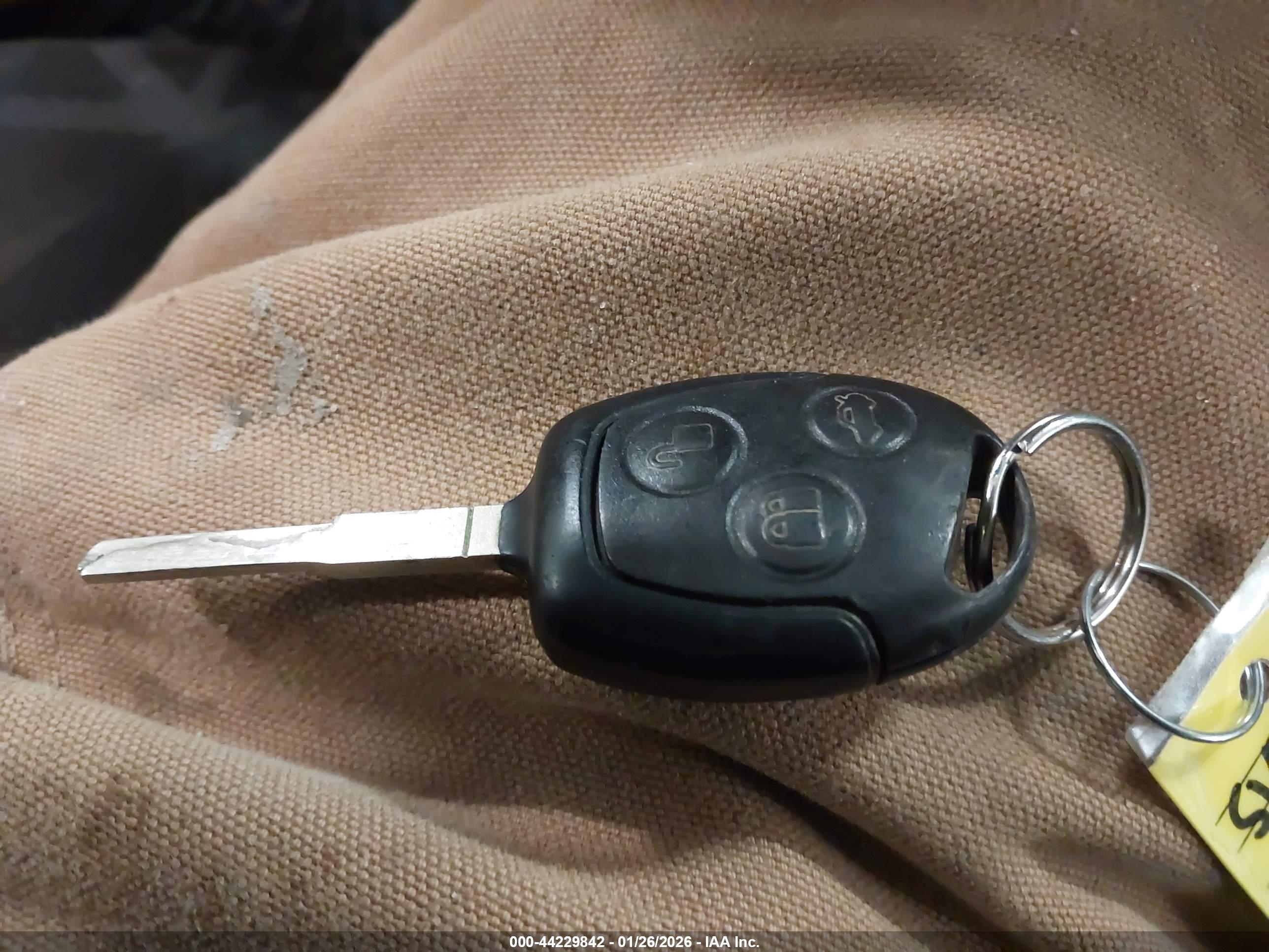 FORD FIESTA image 11