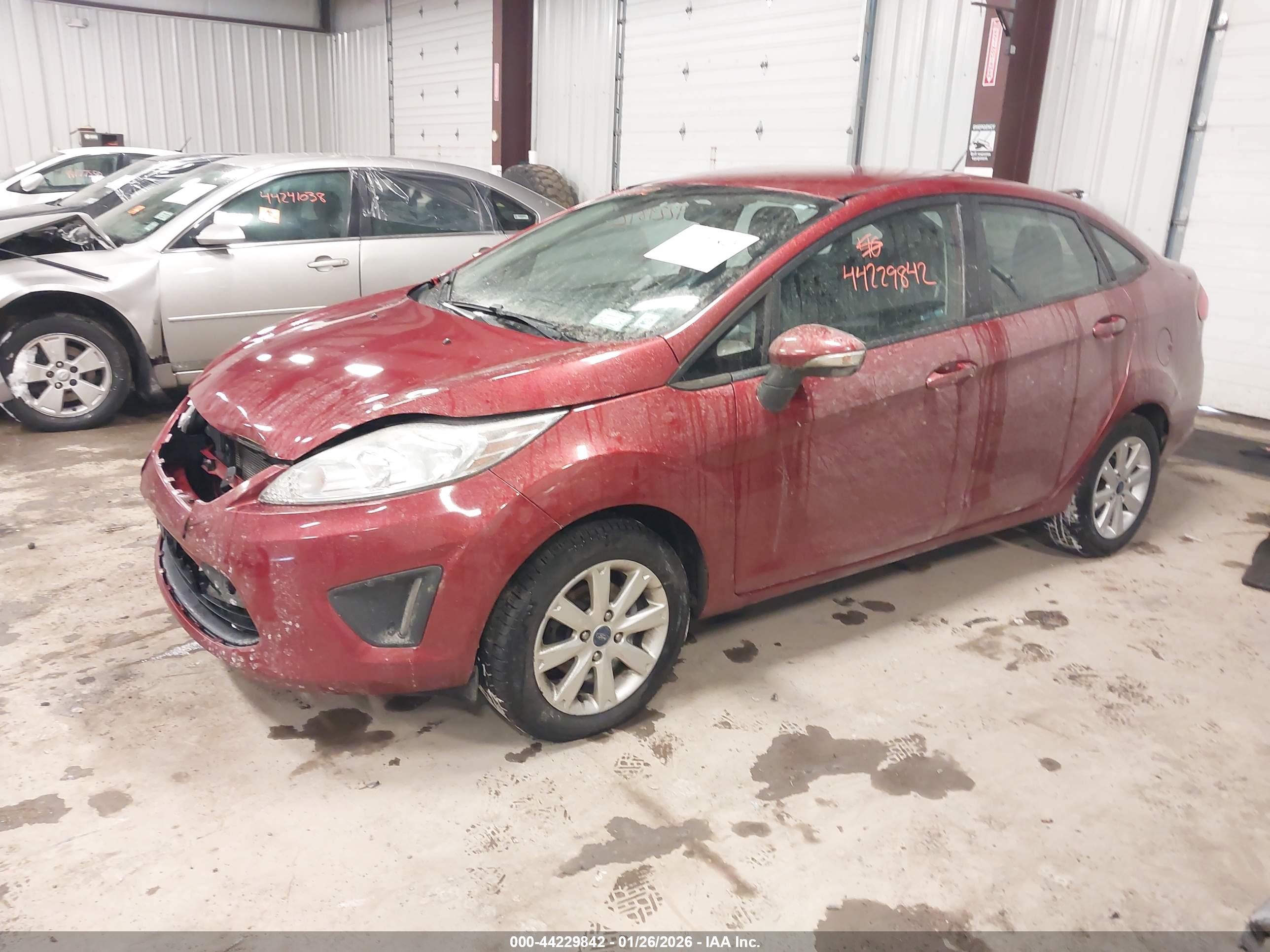 FORD FIESTA image 2