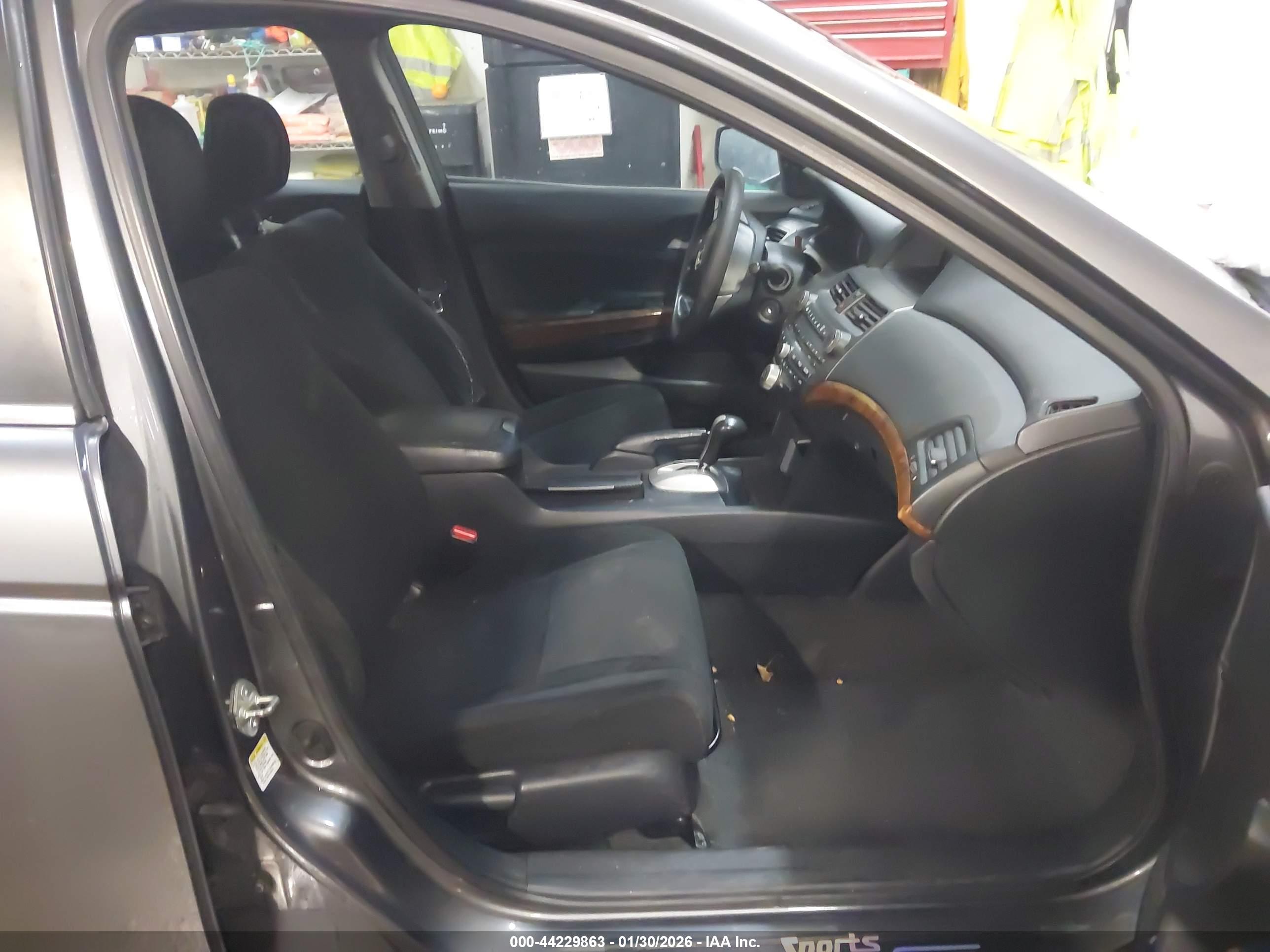 HONDA ACCORD image 5