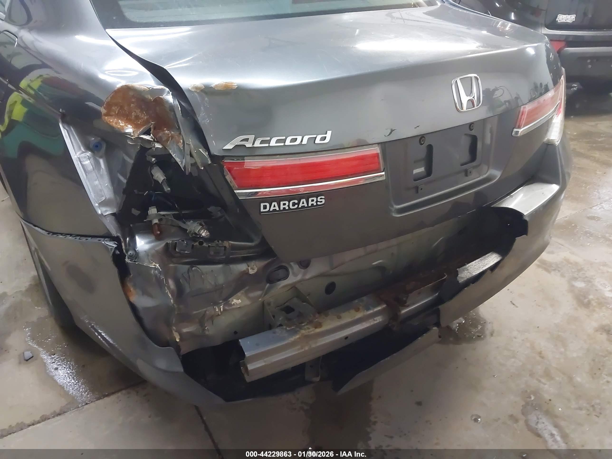 HONDA ACCORD image 6