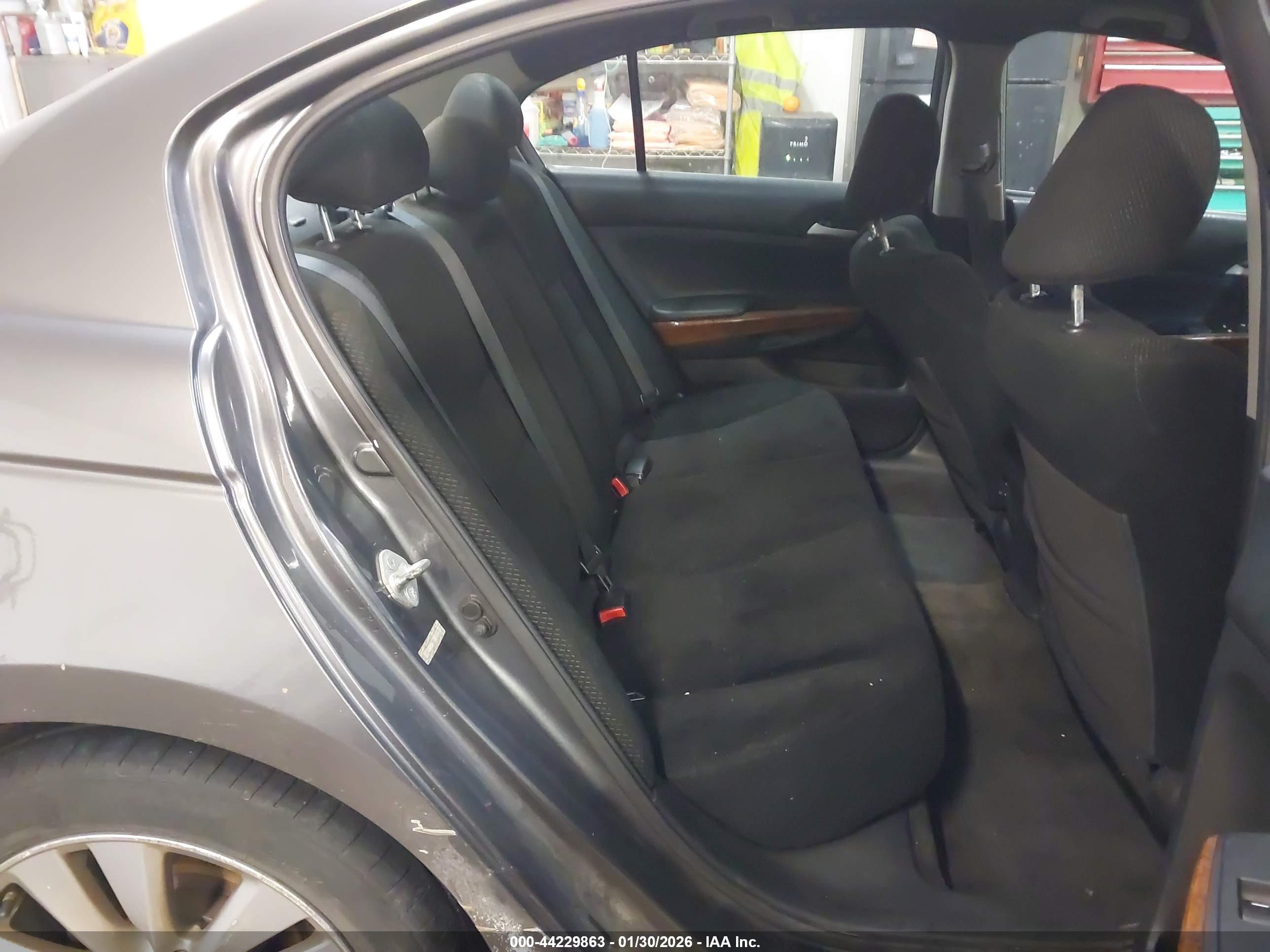 HONDA ACCORD image 8