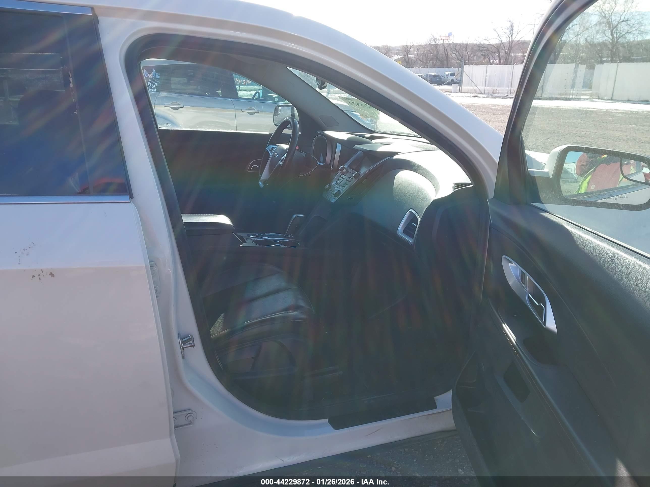 CHEVROLET EQUINOX image 5