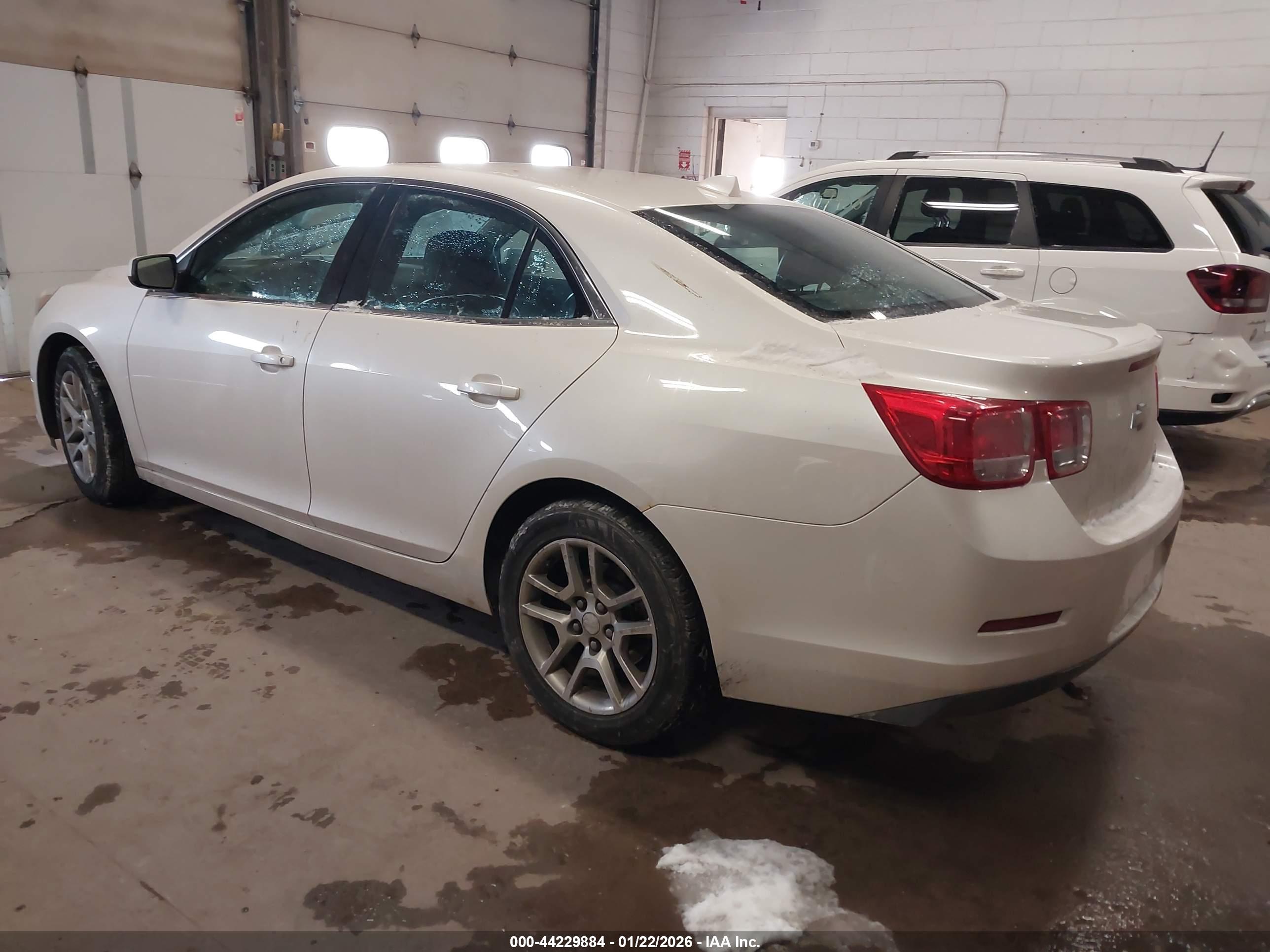 CHEVROLET MALIBU image 3