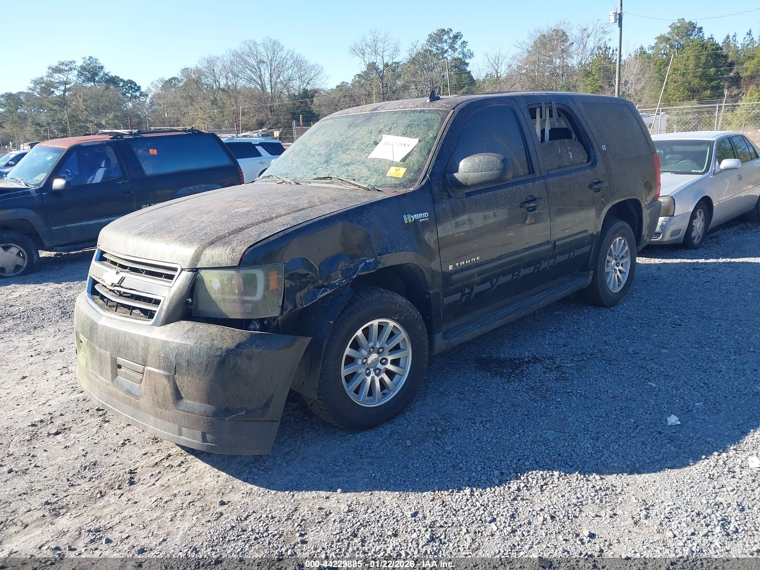 CHEVROLET TAHOE image 2