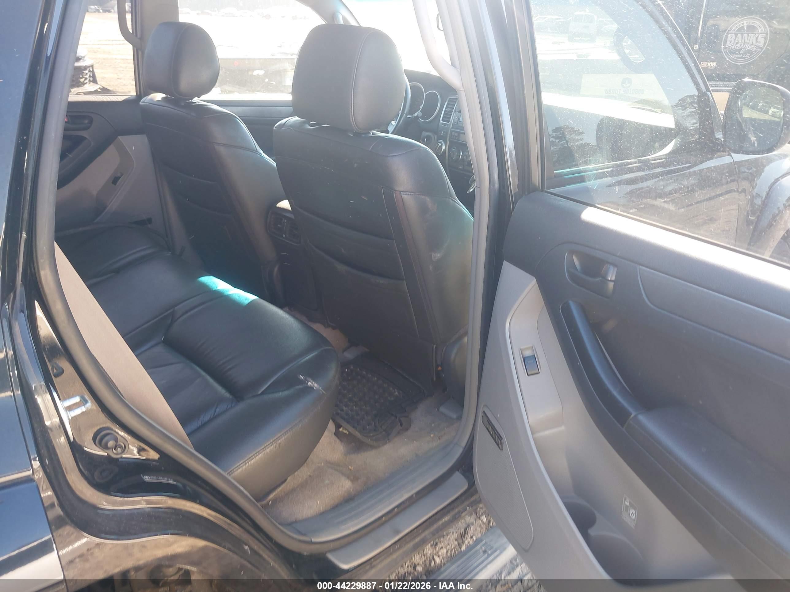 TOYOTA 4RUNNER image 8