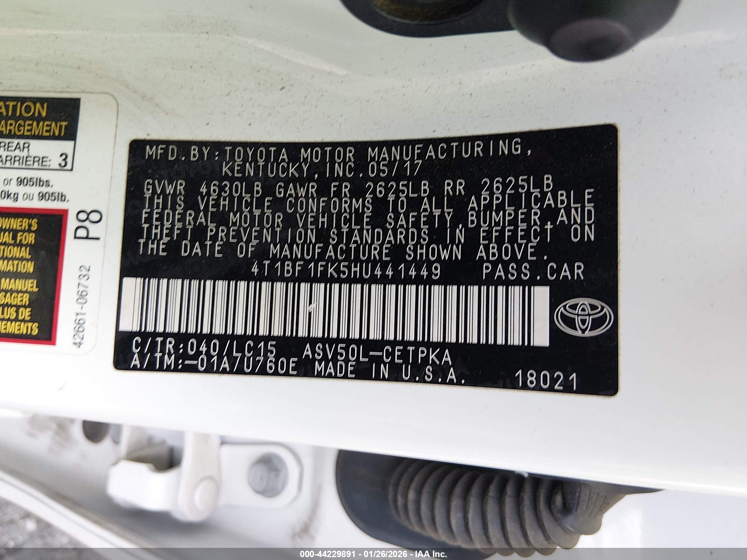TOYOTA CAMRY image 9