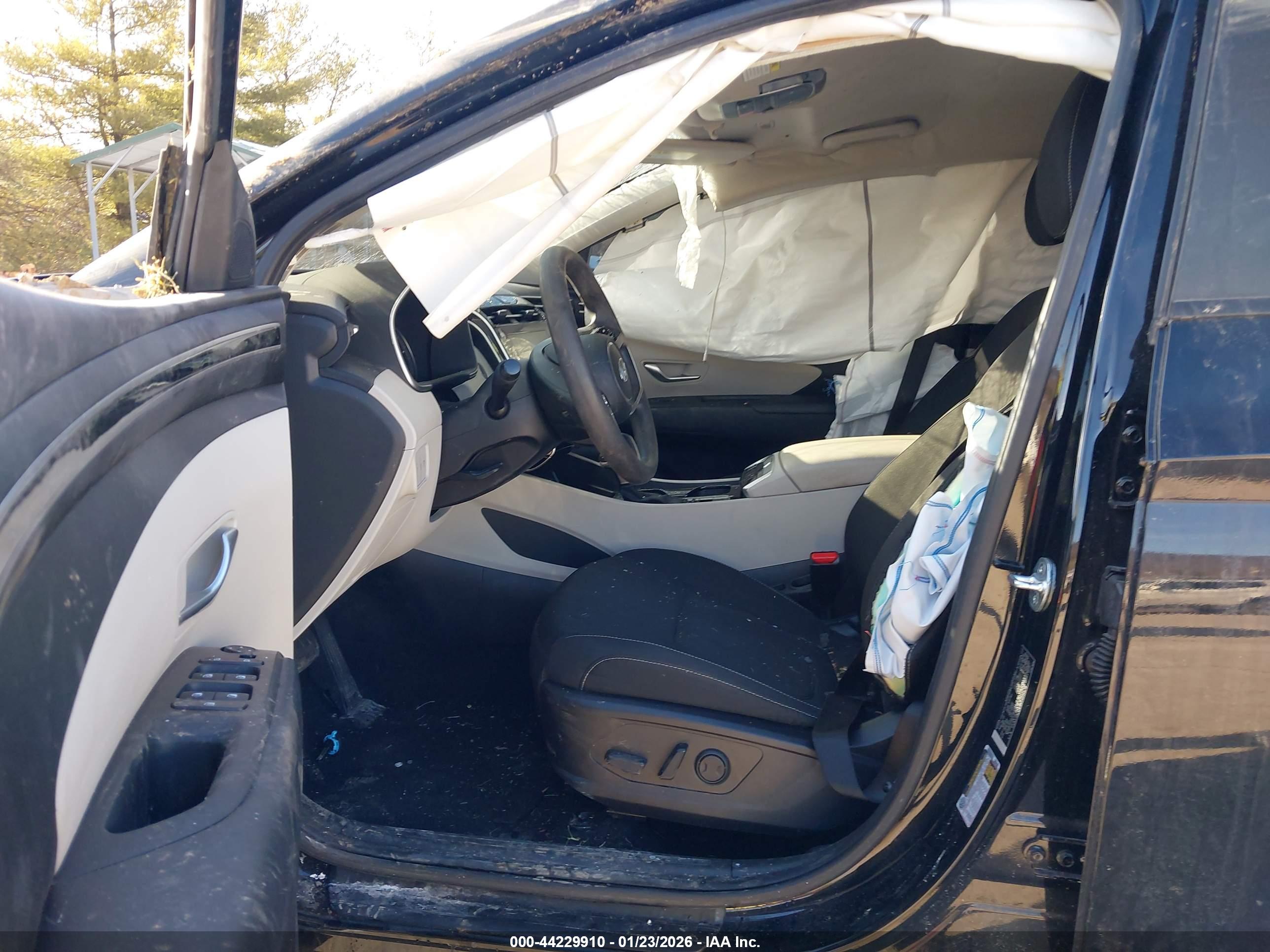 HYUNDAI TUCSON image 5