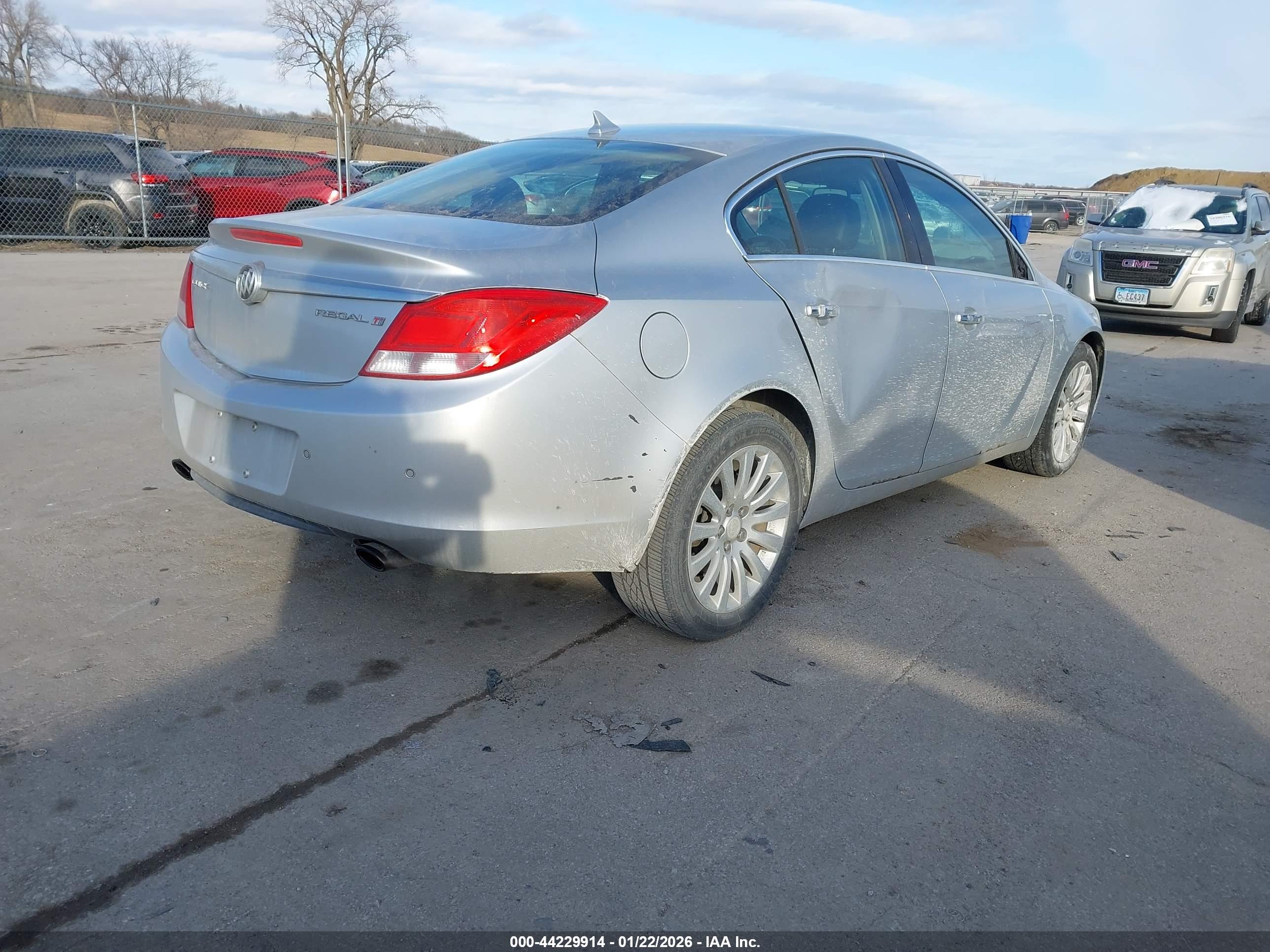 BUICK REGAL image 4