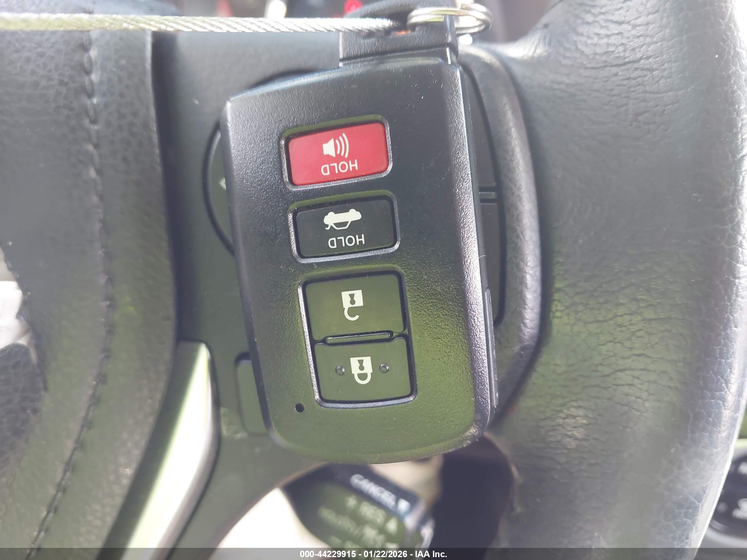 TOYOTA COROLLA image 11