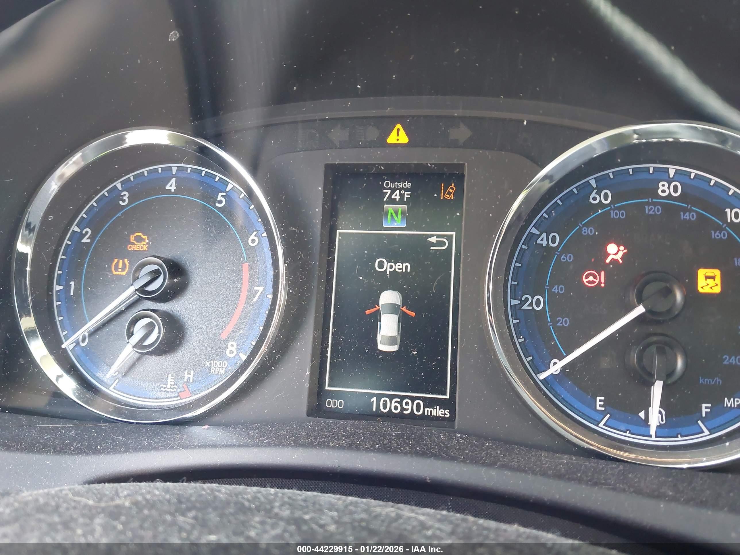 TOYOTA COROLLA image 7