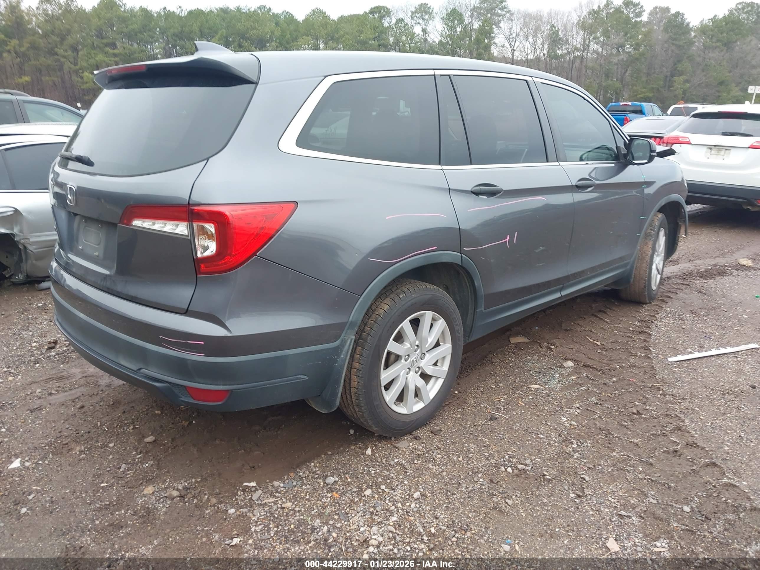 HONDA PILOT image 4