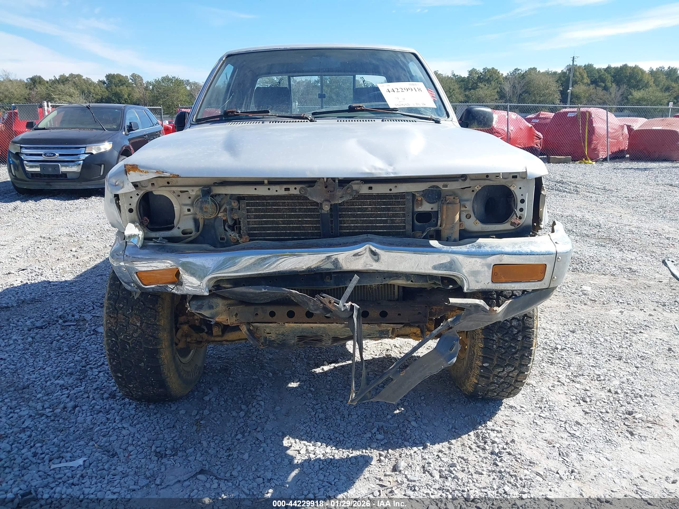 TOYOTA PICKUP image 6