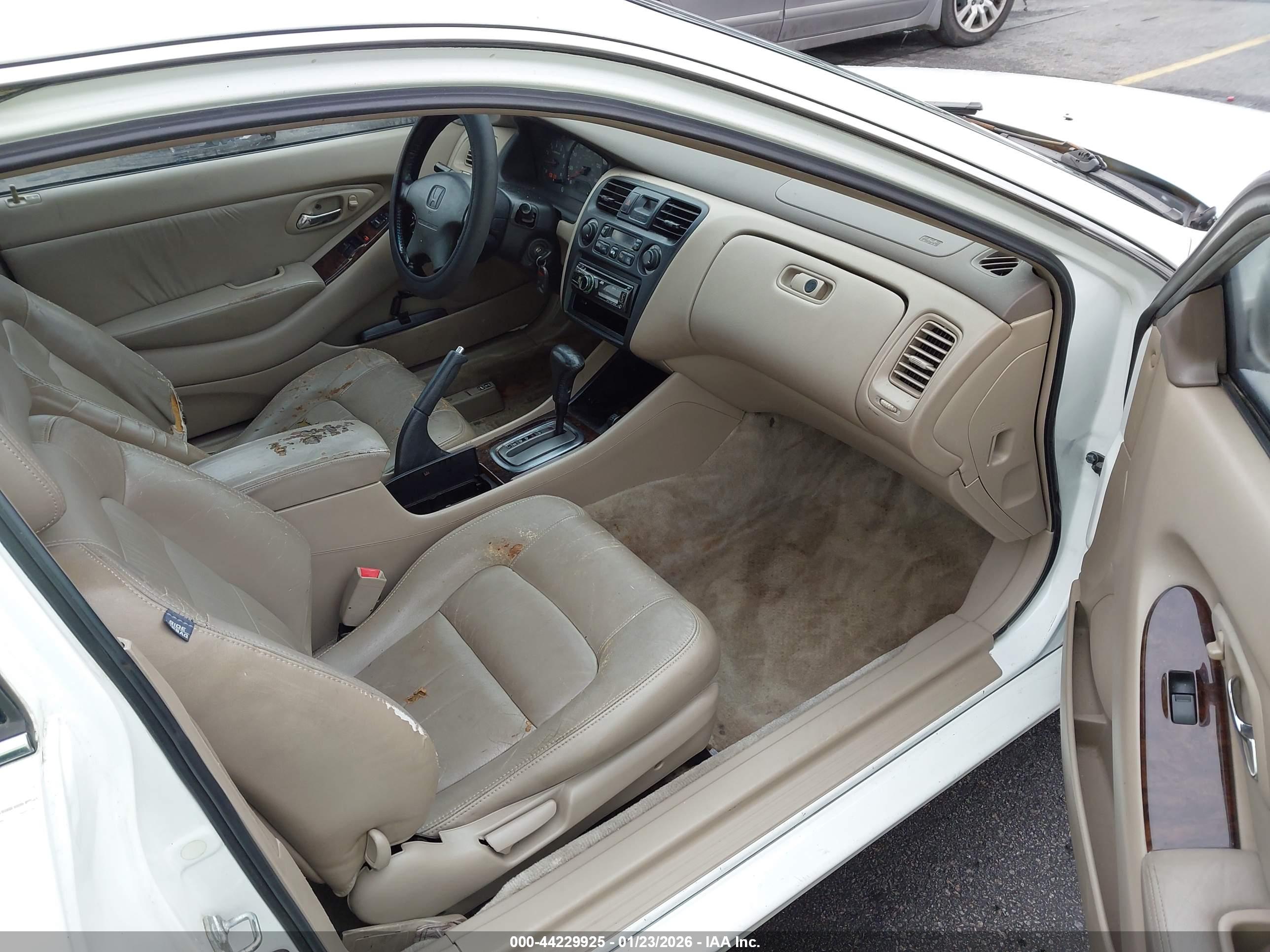 HONDA ACCORD image 5