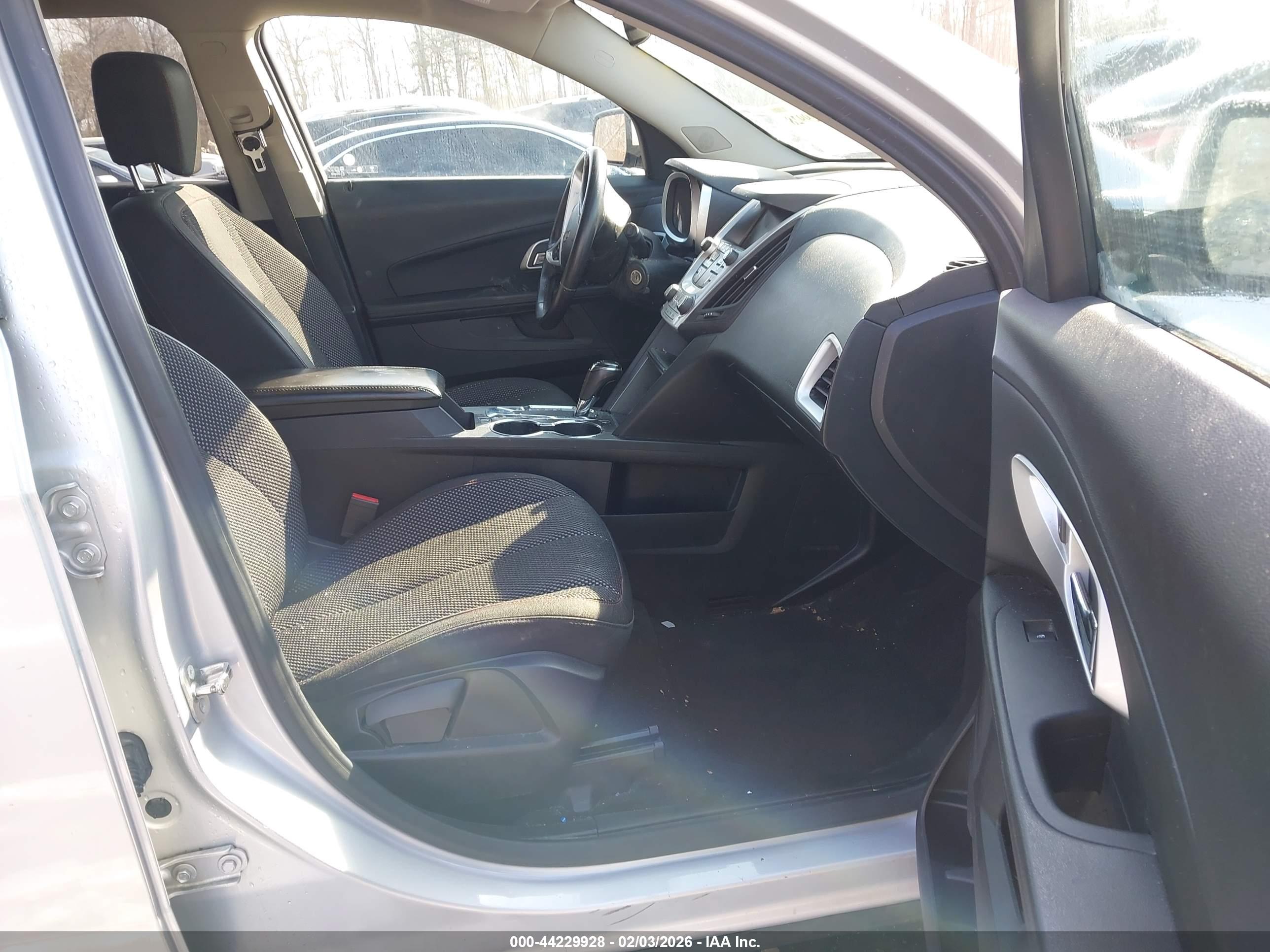 CHEVROLET EQUINOX image 5