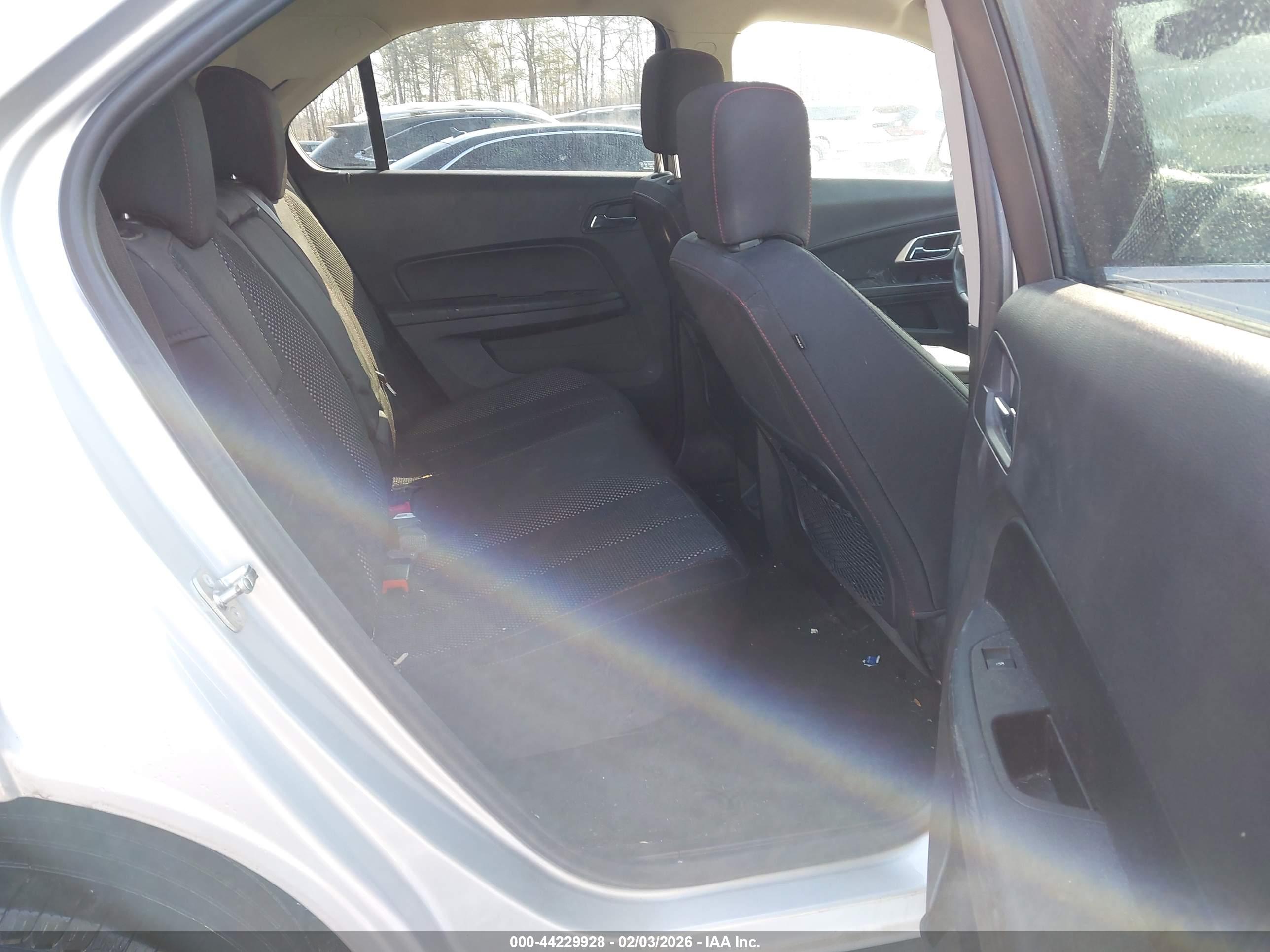 CHEVROLET EQUINOX image 8
