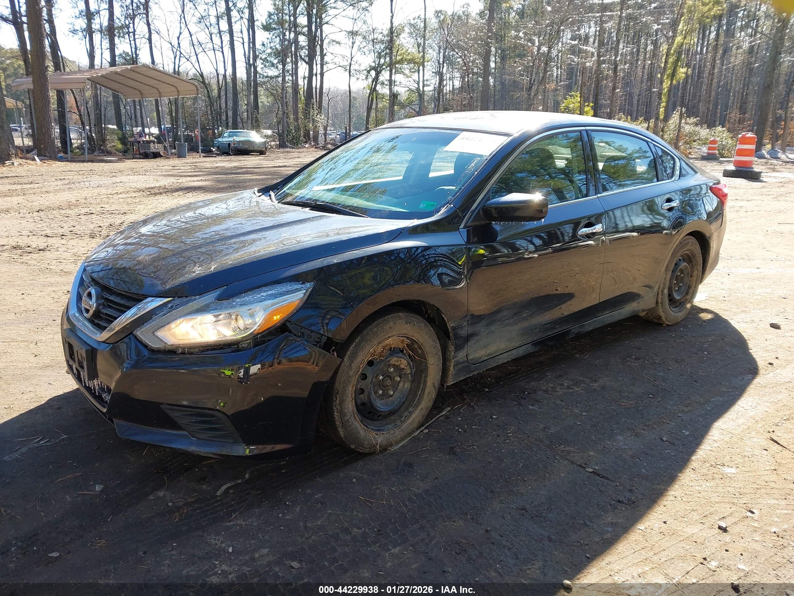 NISSAN ALTIMA image 2