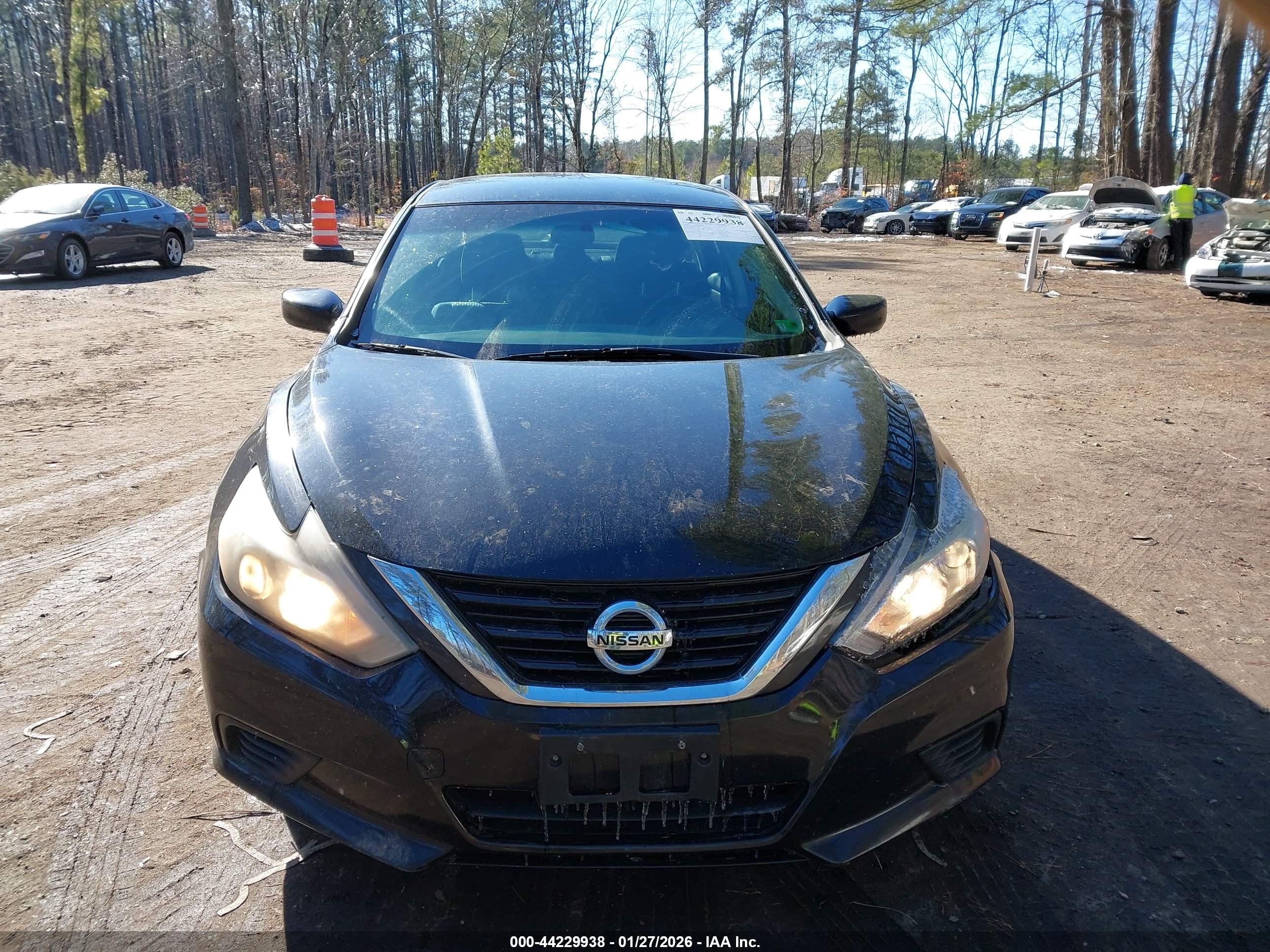 NISSAN ALTIMA image 6