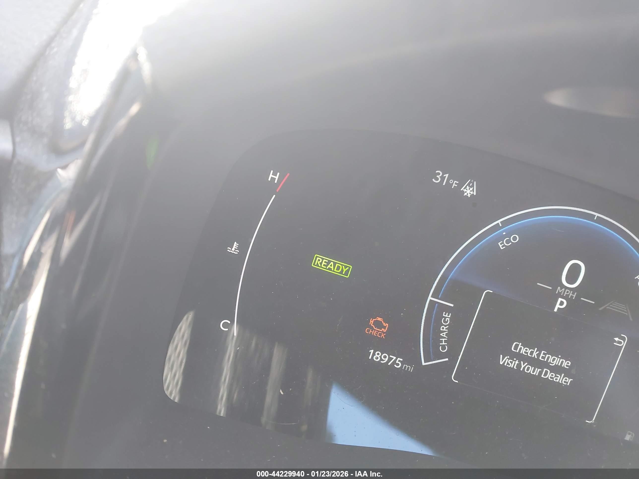 TOYOTA CAMRY image 7
