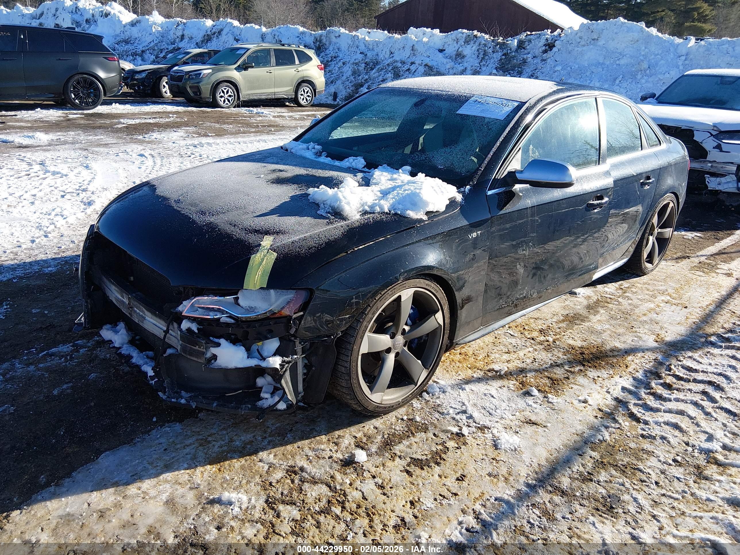 AUDI S4 image 2