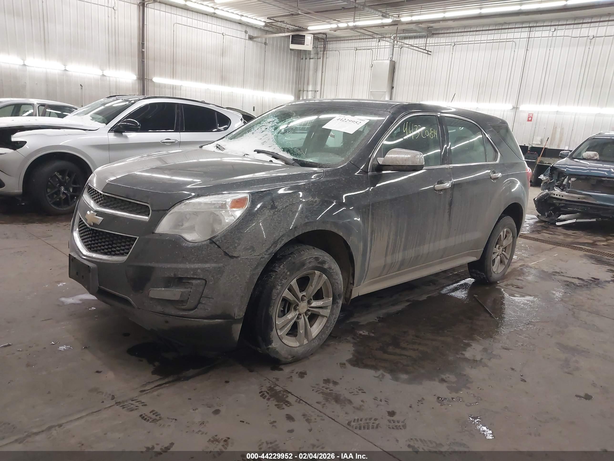 CHEVROLET EQUINOX image 2