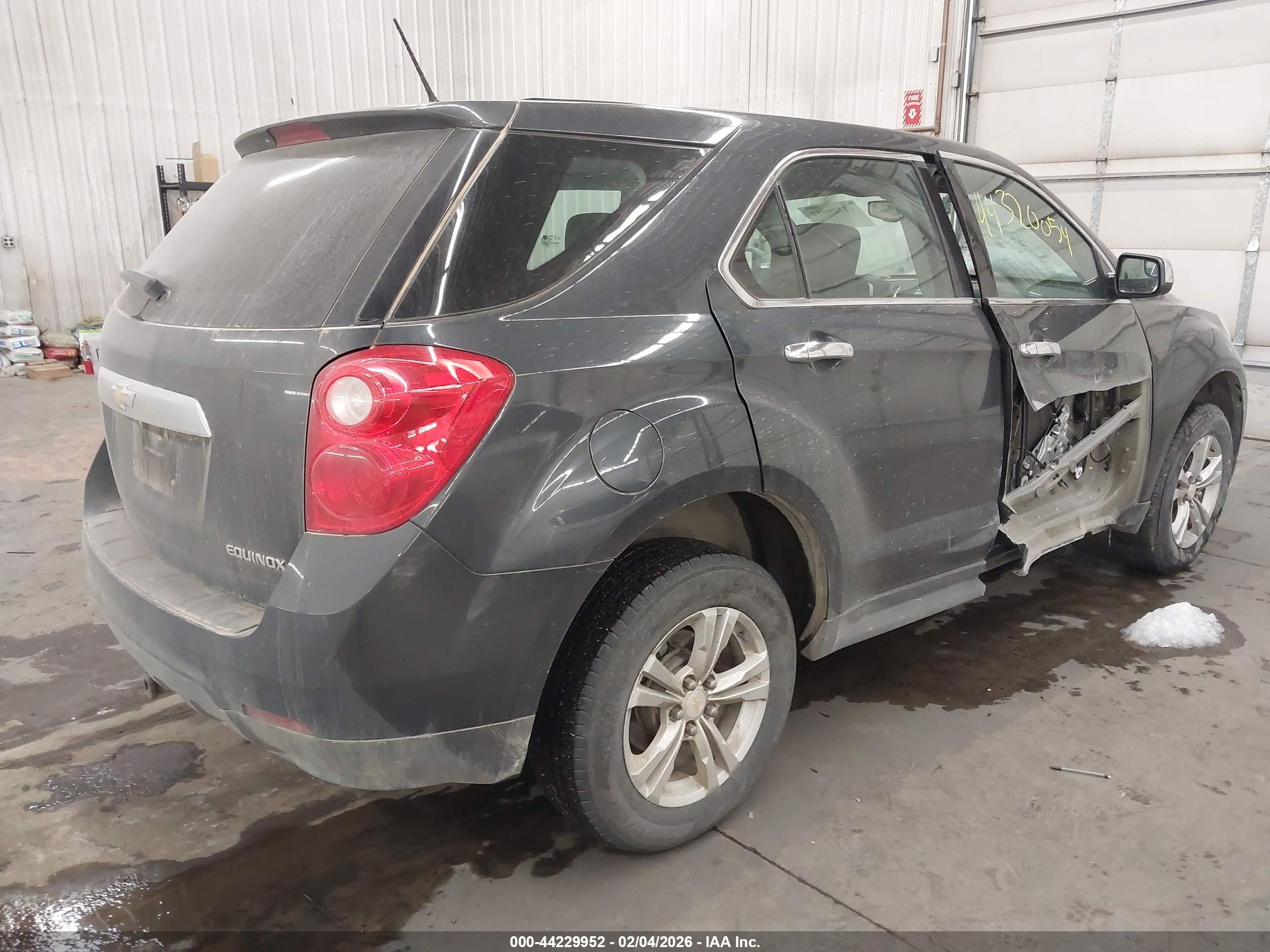 CHEVROLET EQUINOX image 4