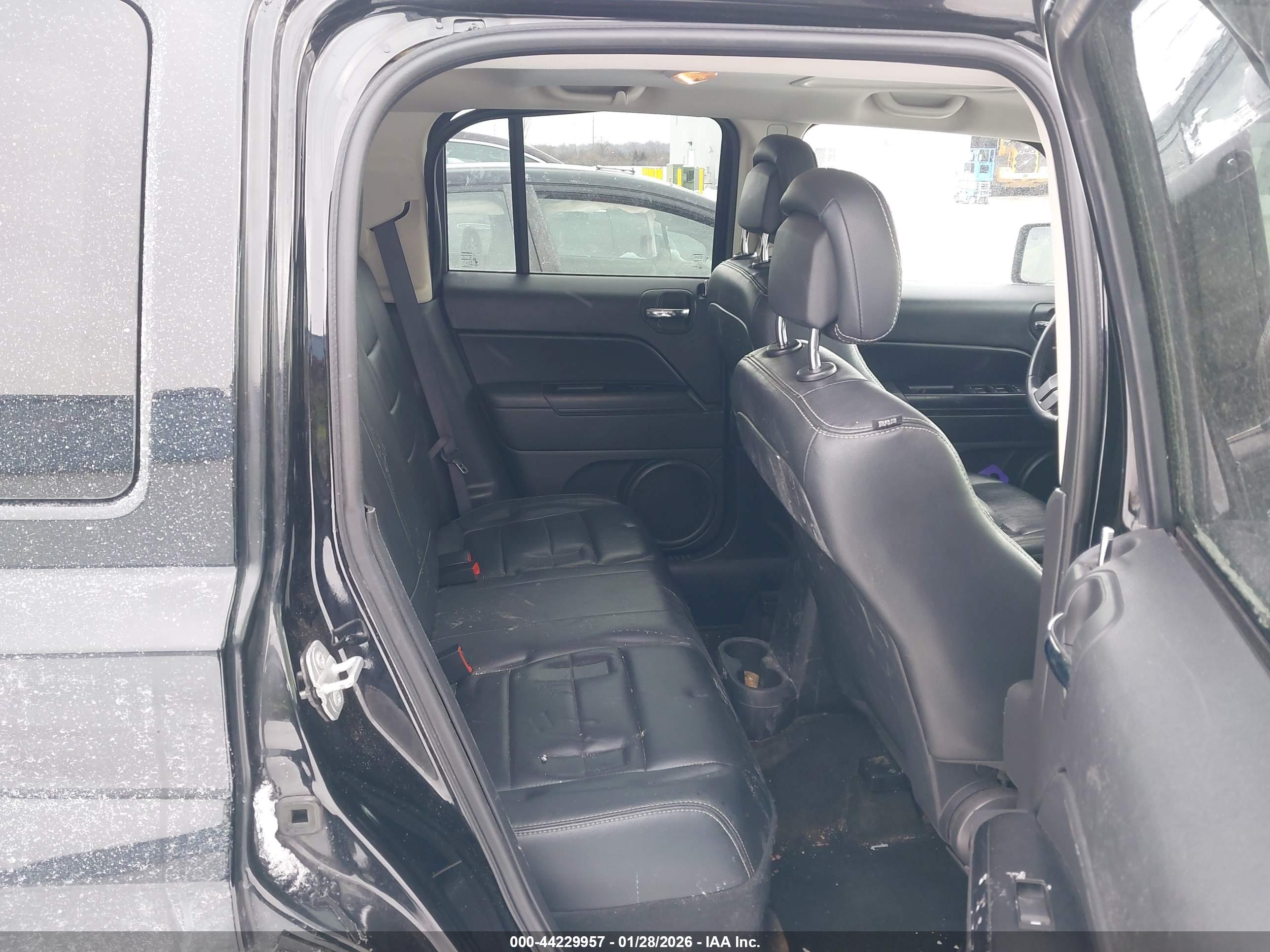 JEEP PATRIOT image 8