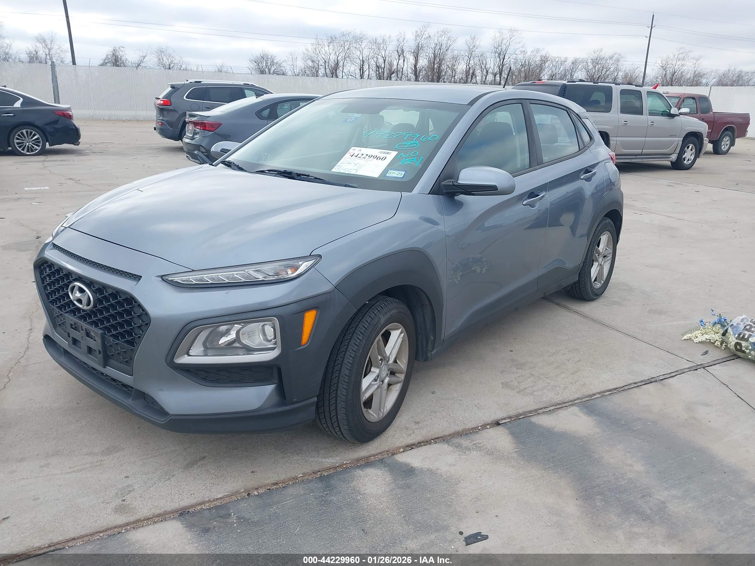 HYUNDAI KONA image 2