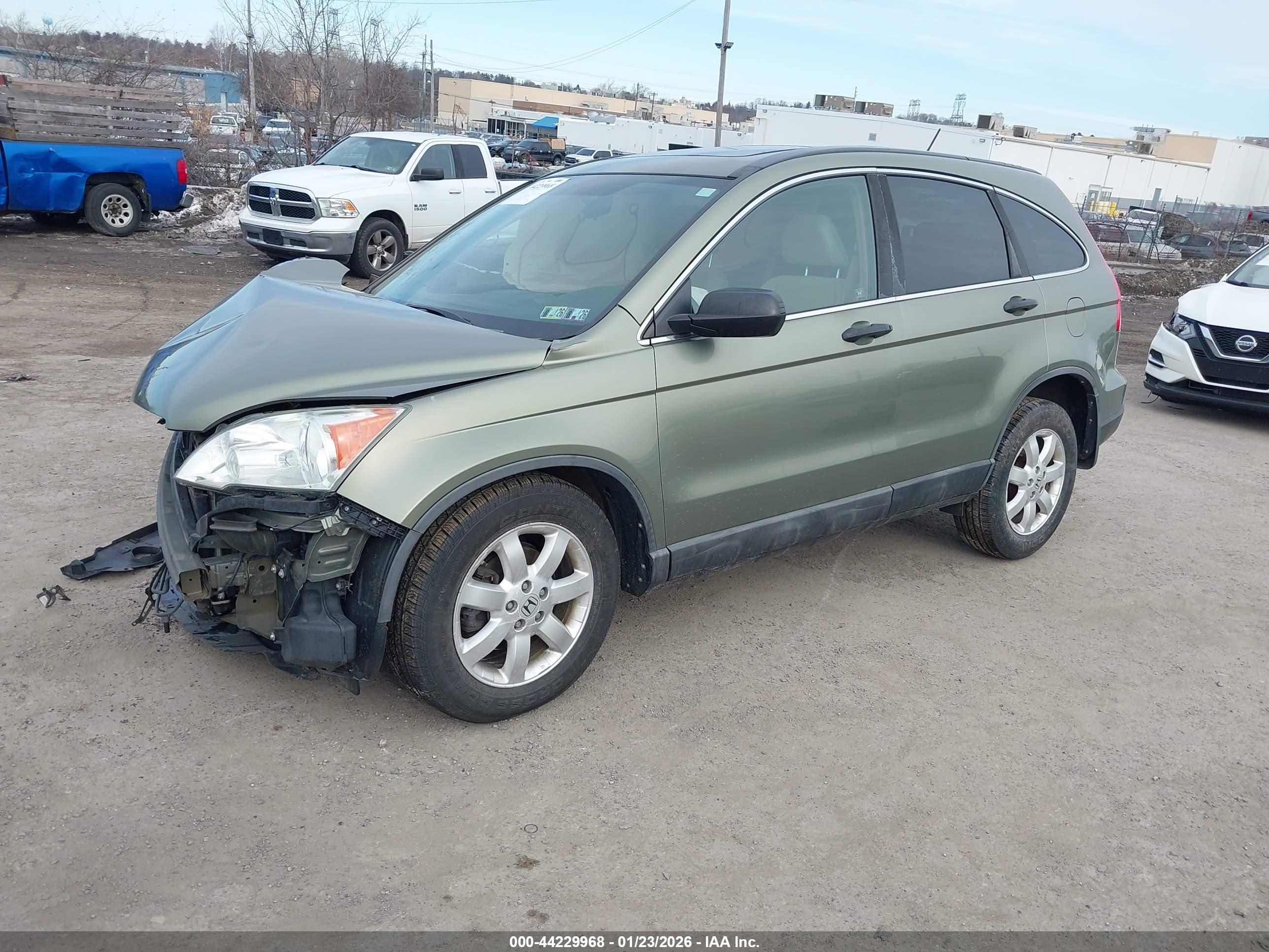 HONDA CR-V image 2