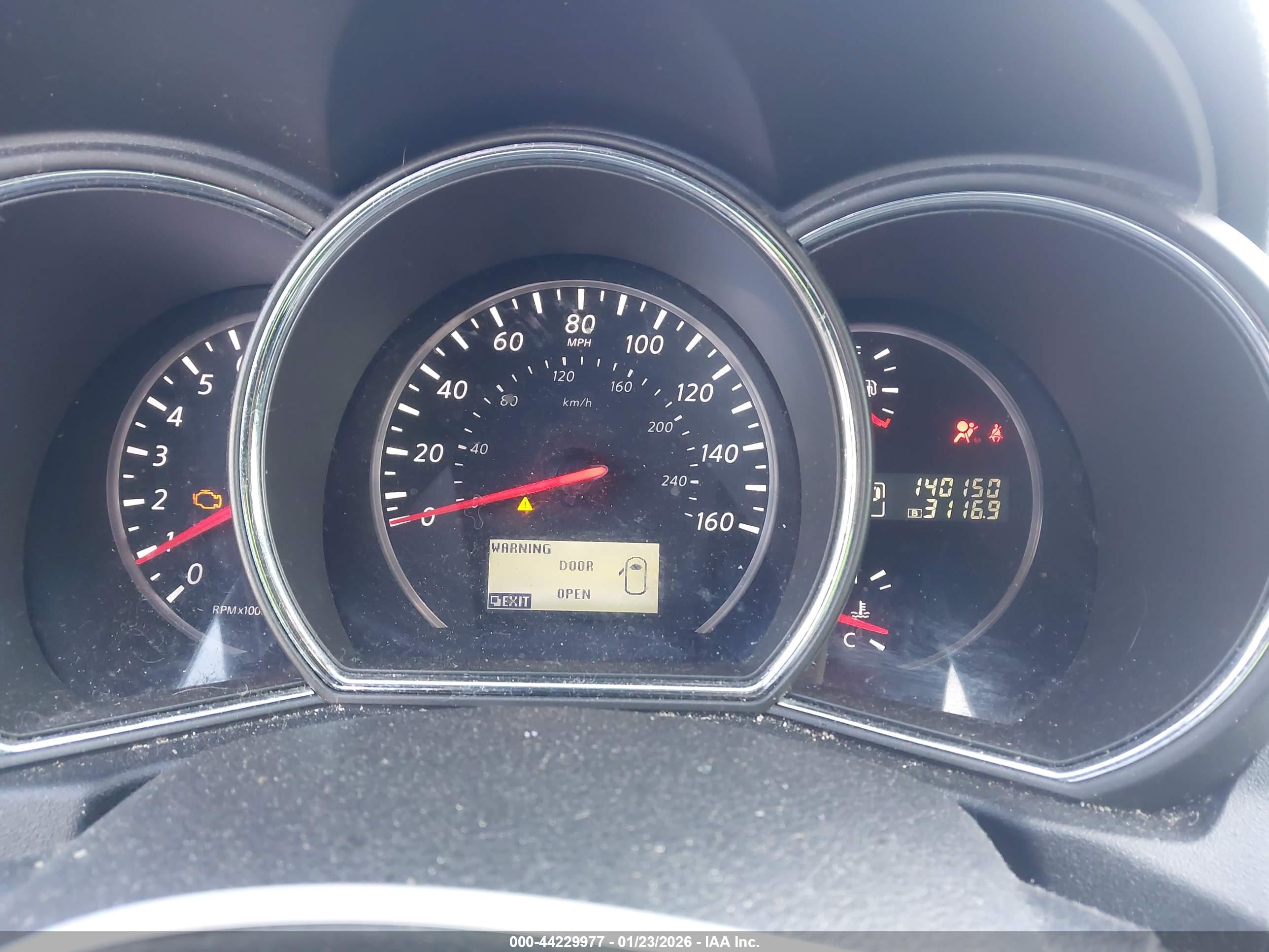 NISSAN MURANO image 7