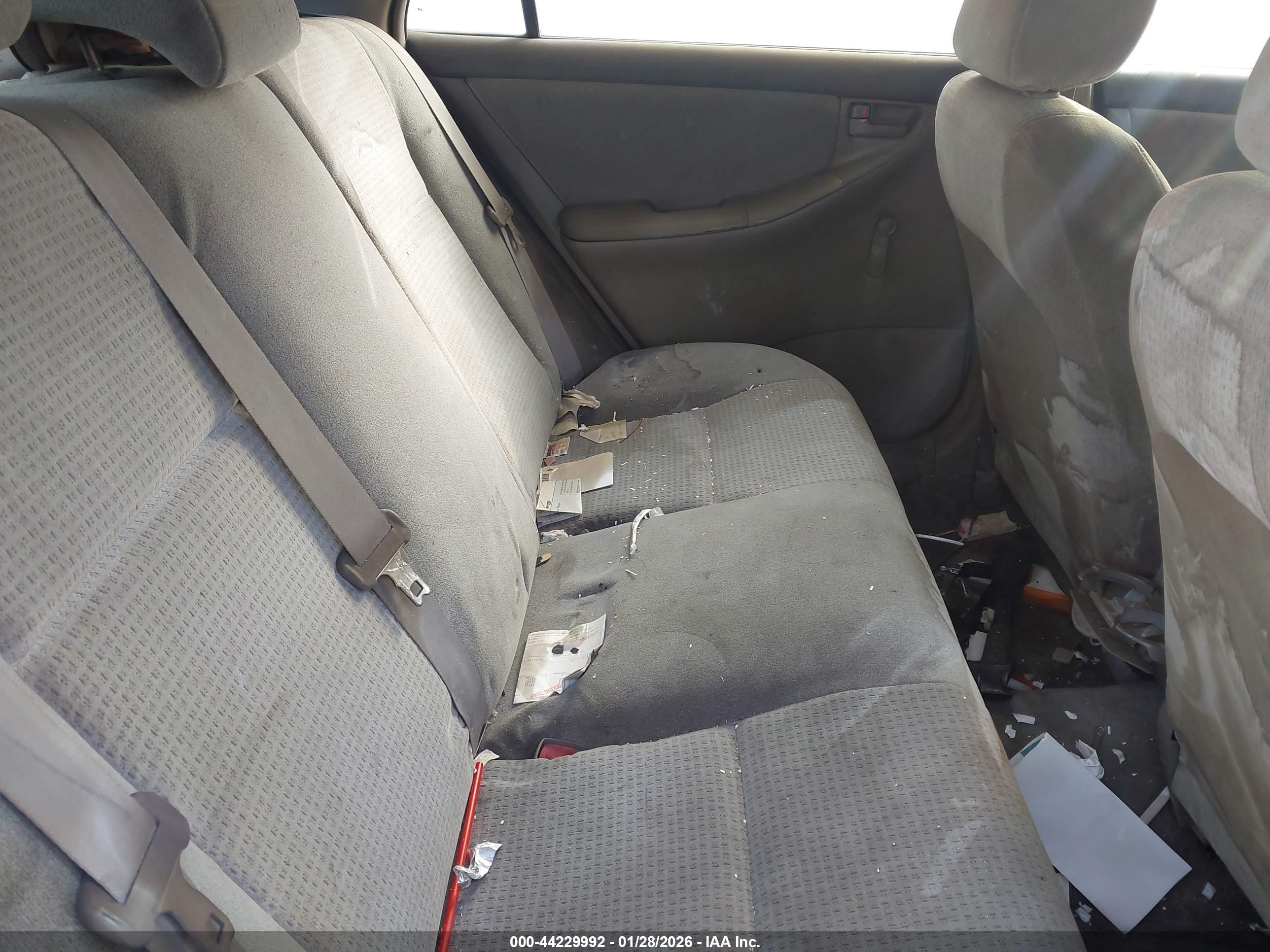 TOYOTA COROLLA image 8