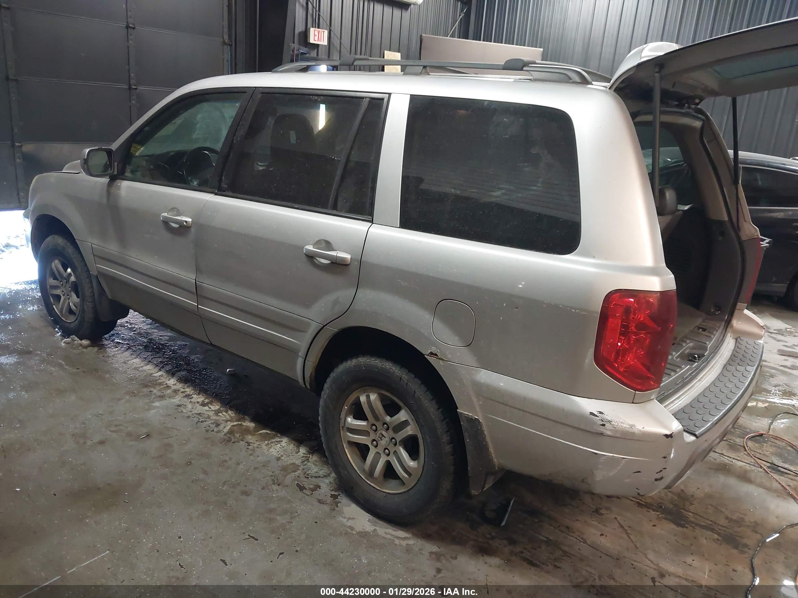 HONDA PILOT image 3