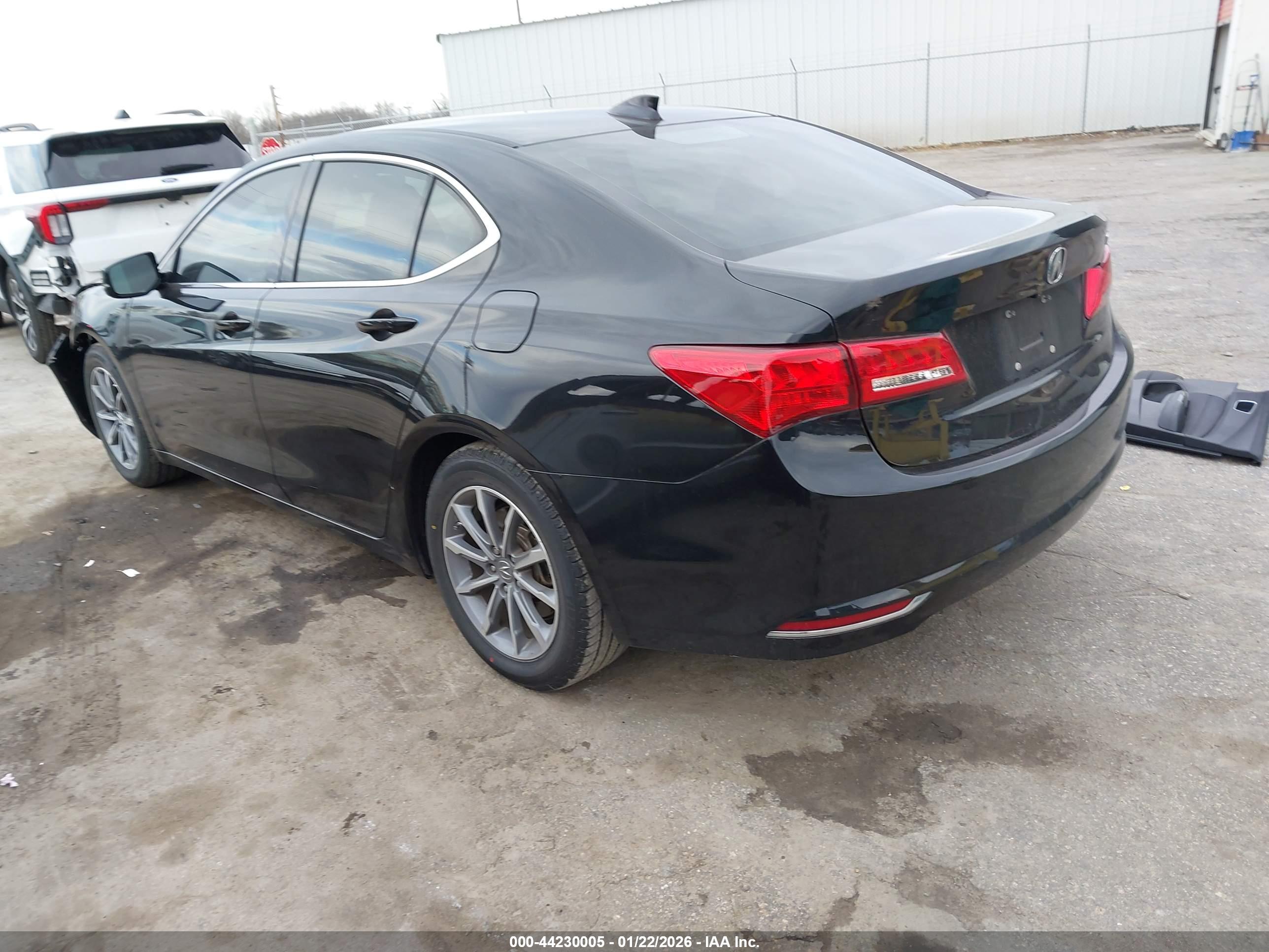 ACURA TLX image 3