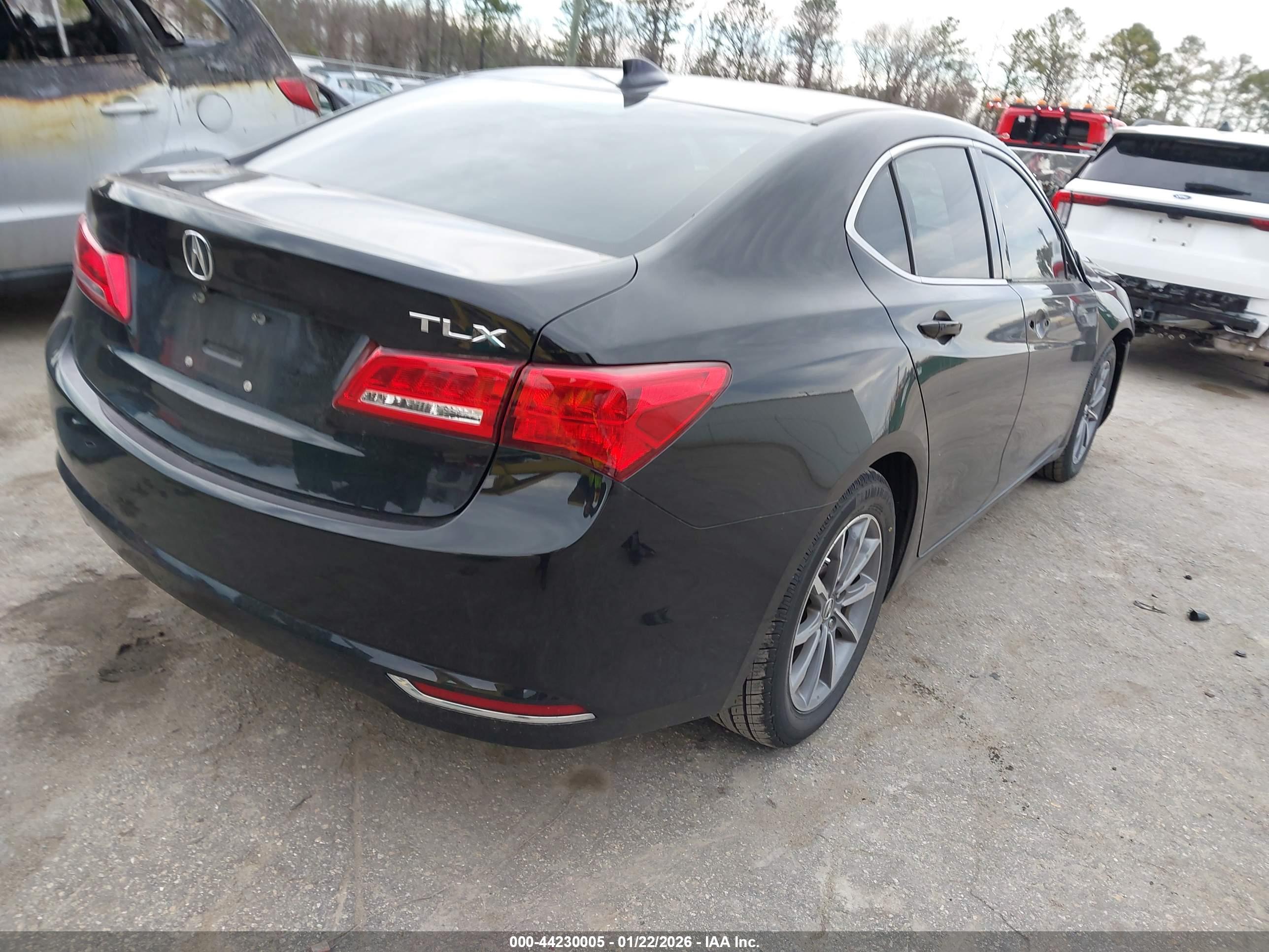 ACURA TLX image 4