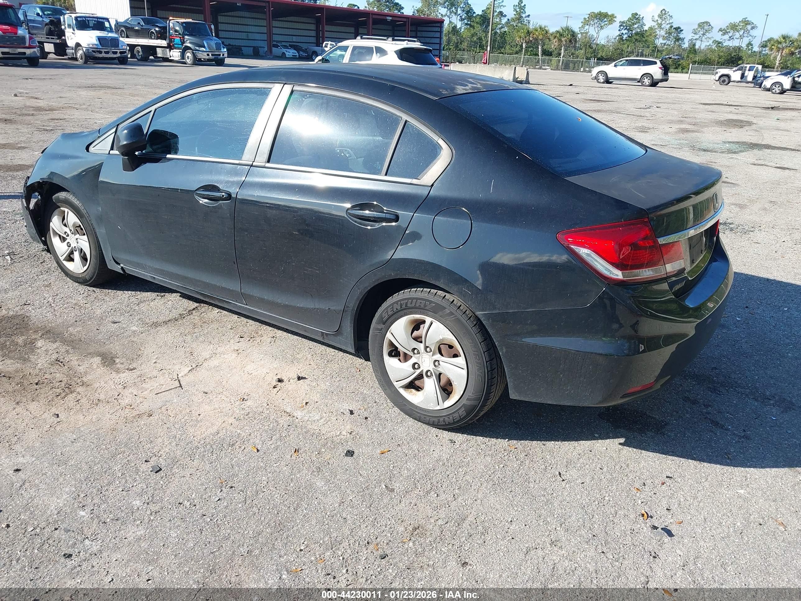 HONDA CIVIC image 3