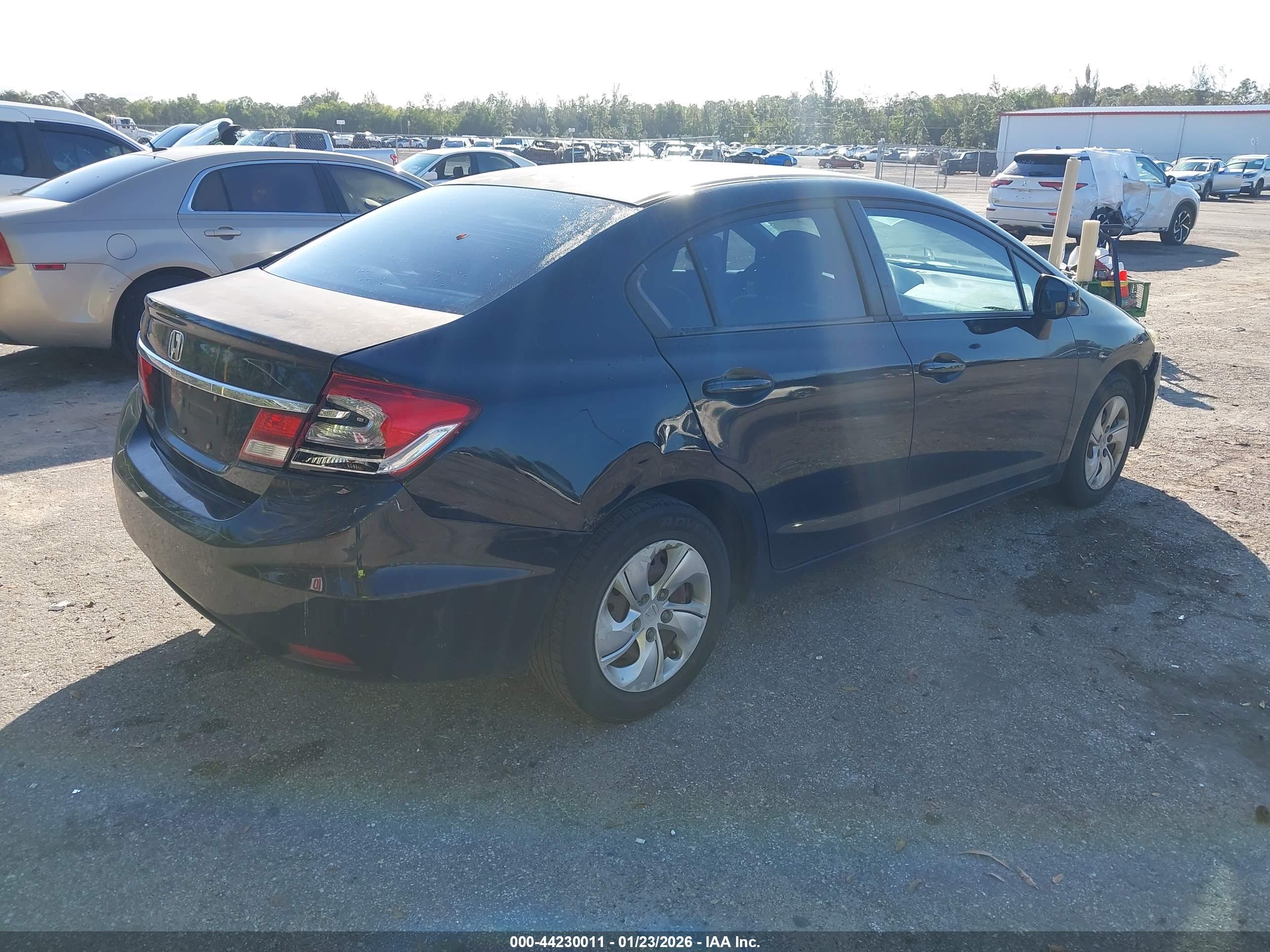 HONDA CIVIC image 4