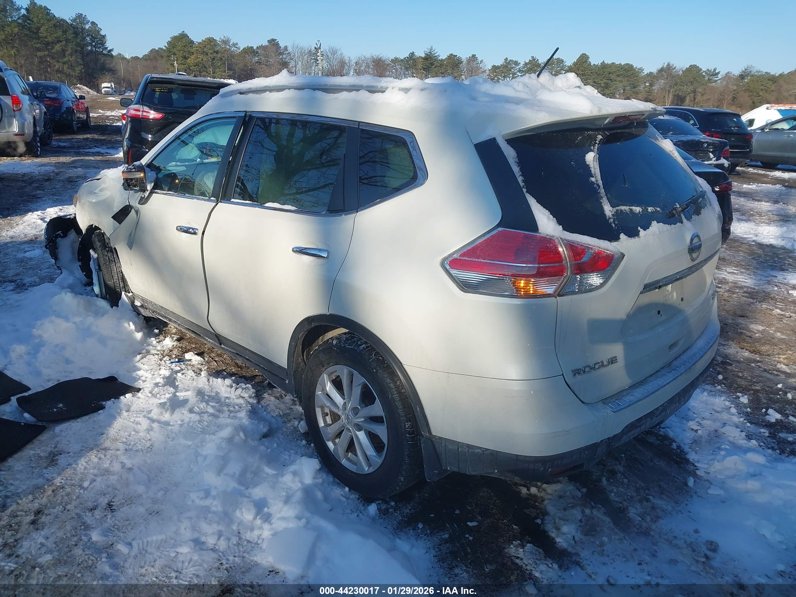 NISSAN ROGUE image 3