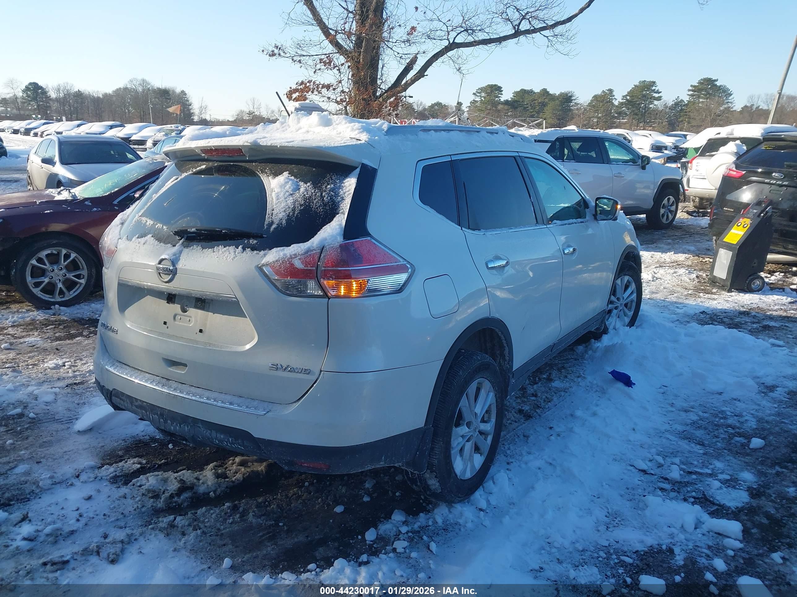 NISSAN ROGUE image 4