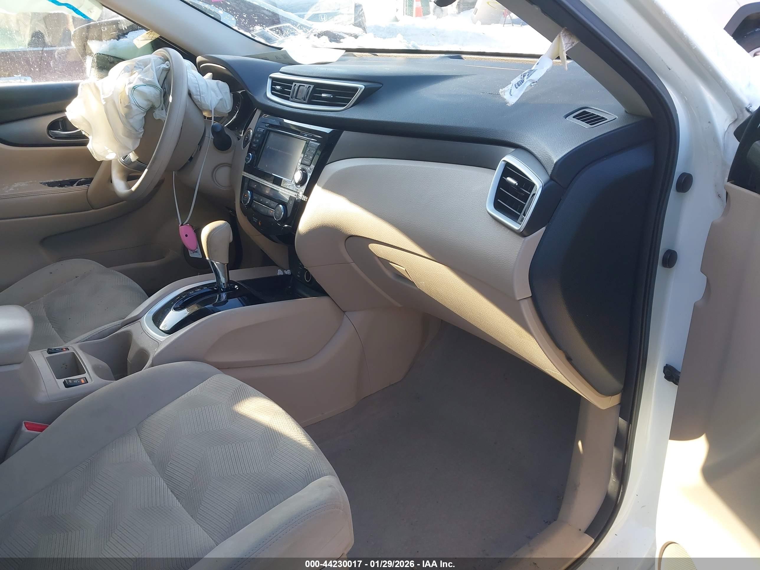 NISSAN ROGUE image 5