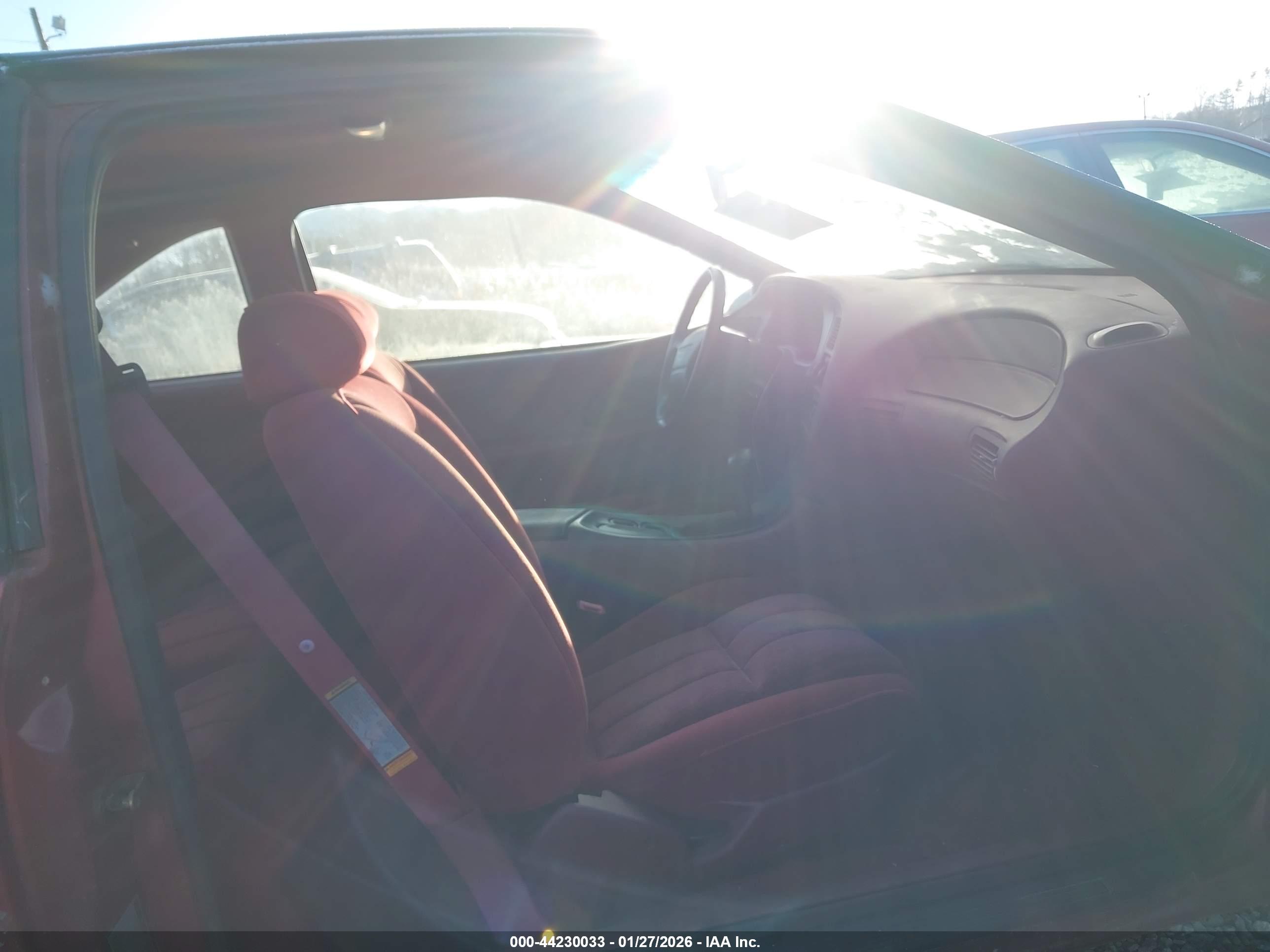 FORD THUNDERBIRD image 5