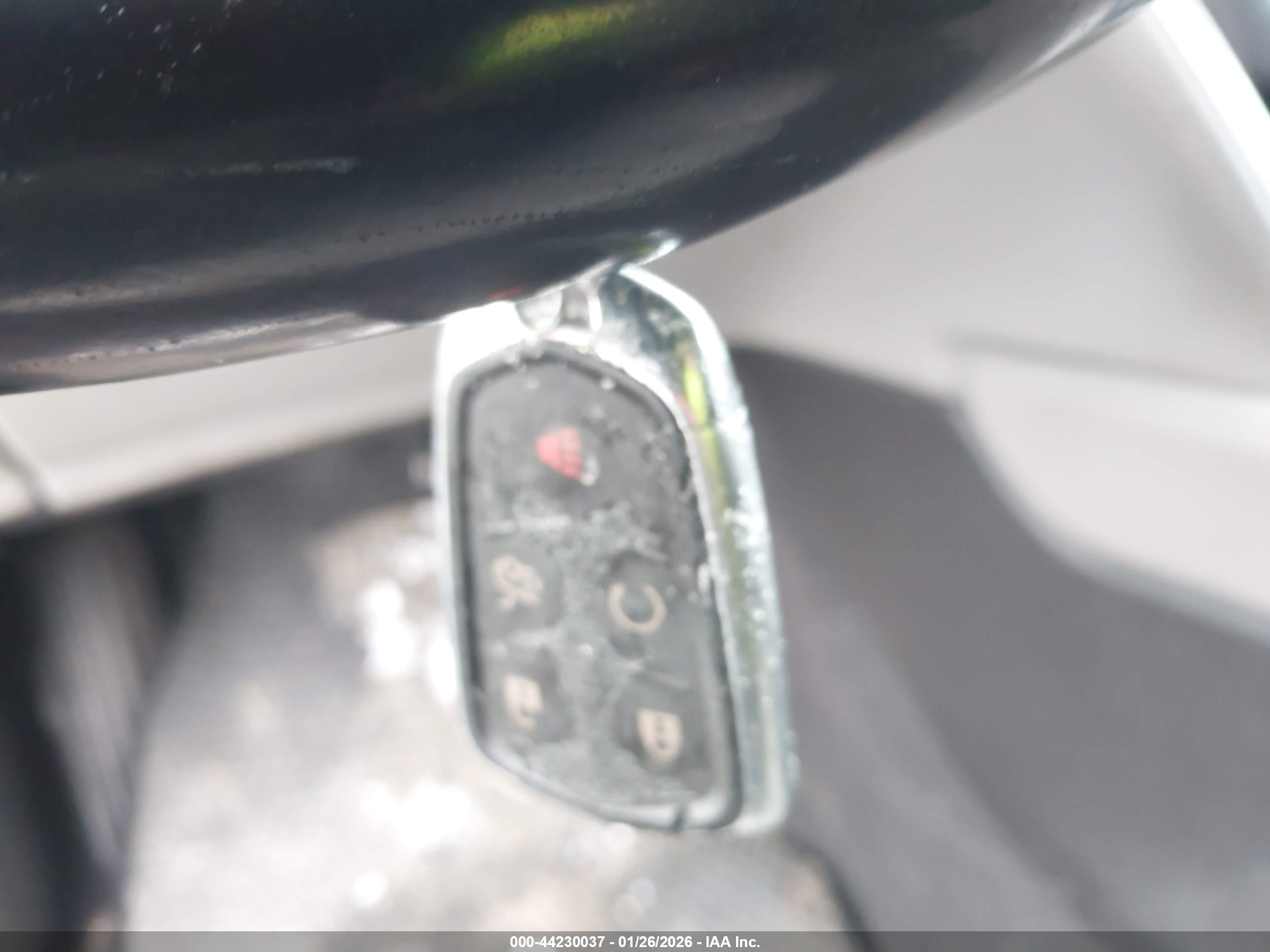 CADILLAC XTS image 11