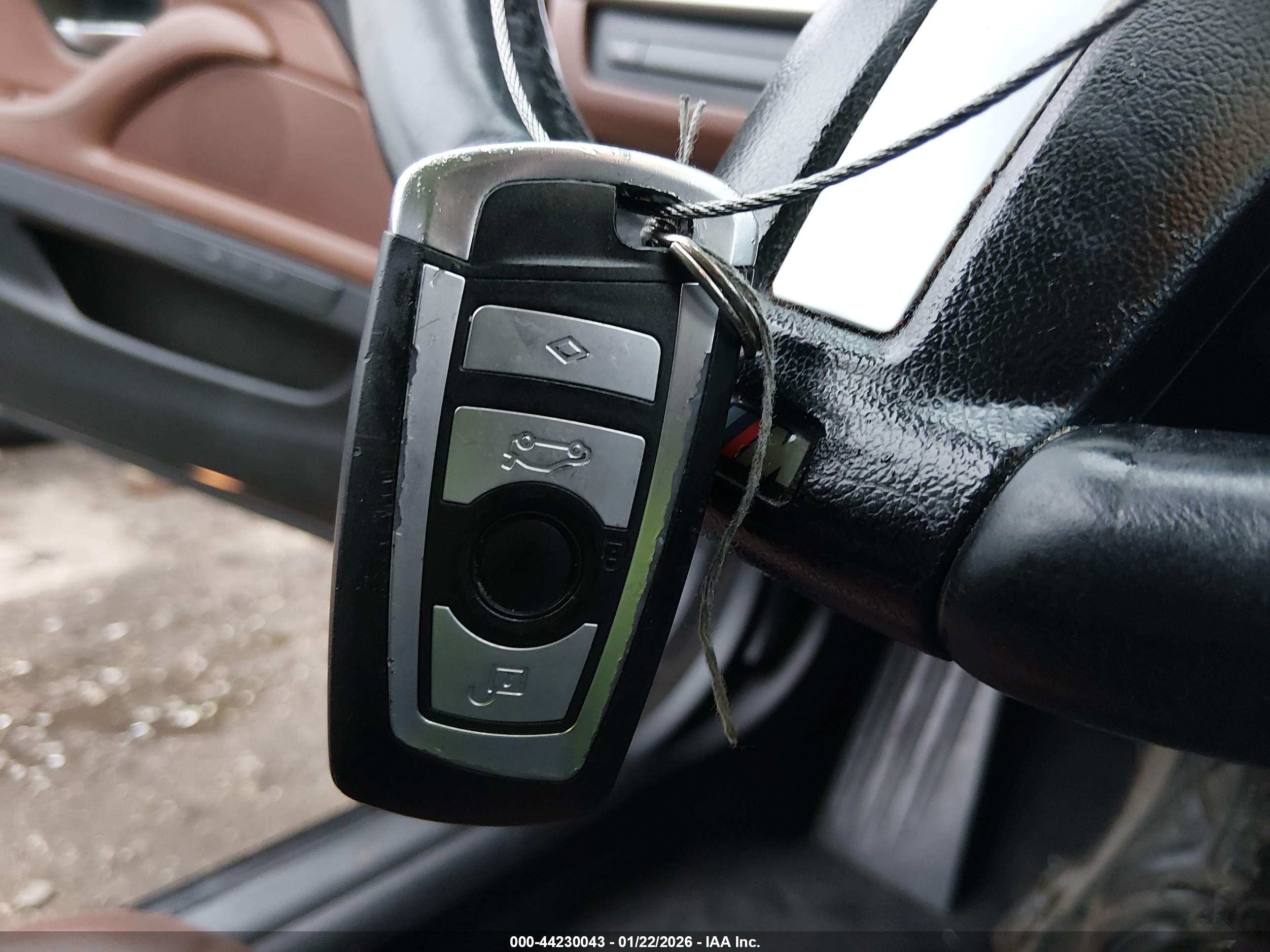 BMW 535I image 11
