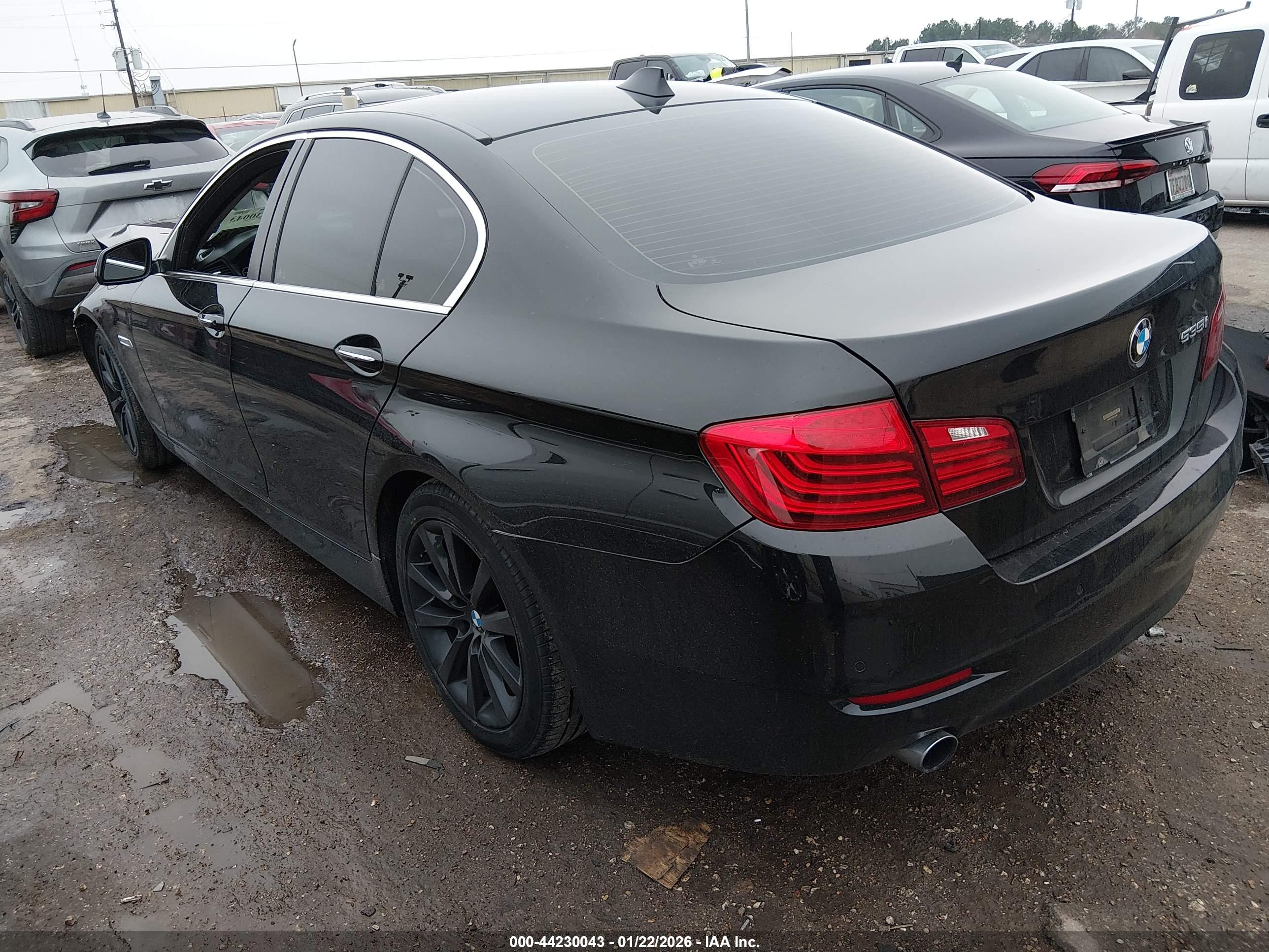 BMW 535I image 3
