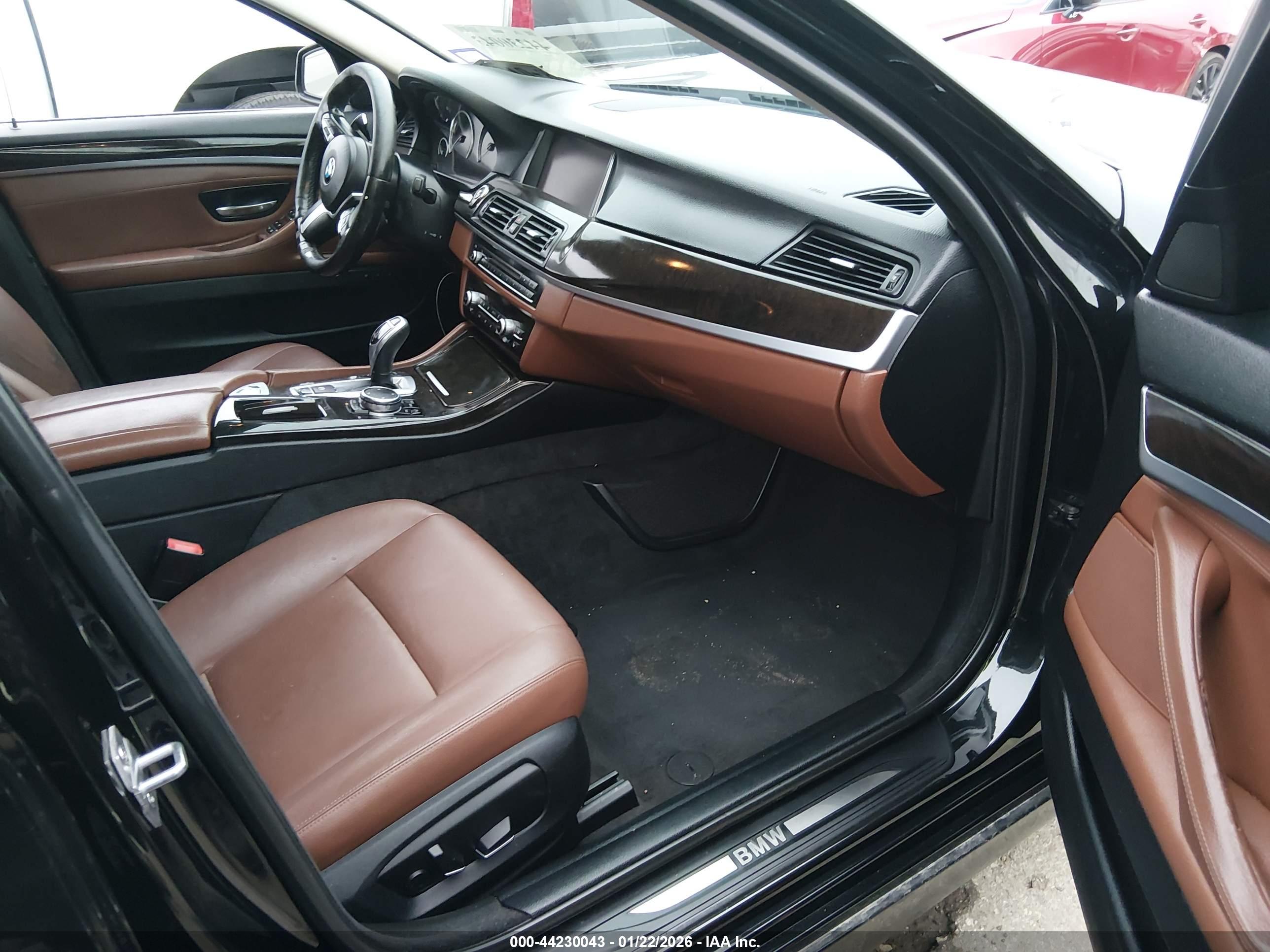 BMW 535I image 5