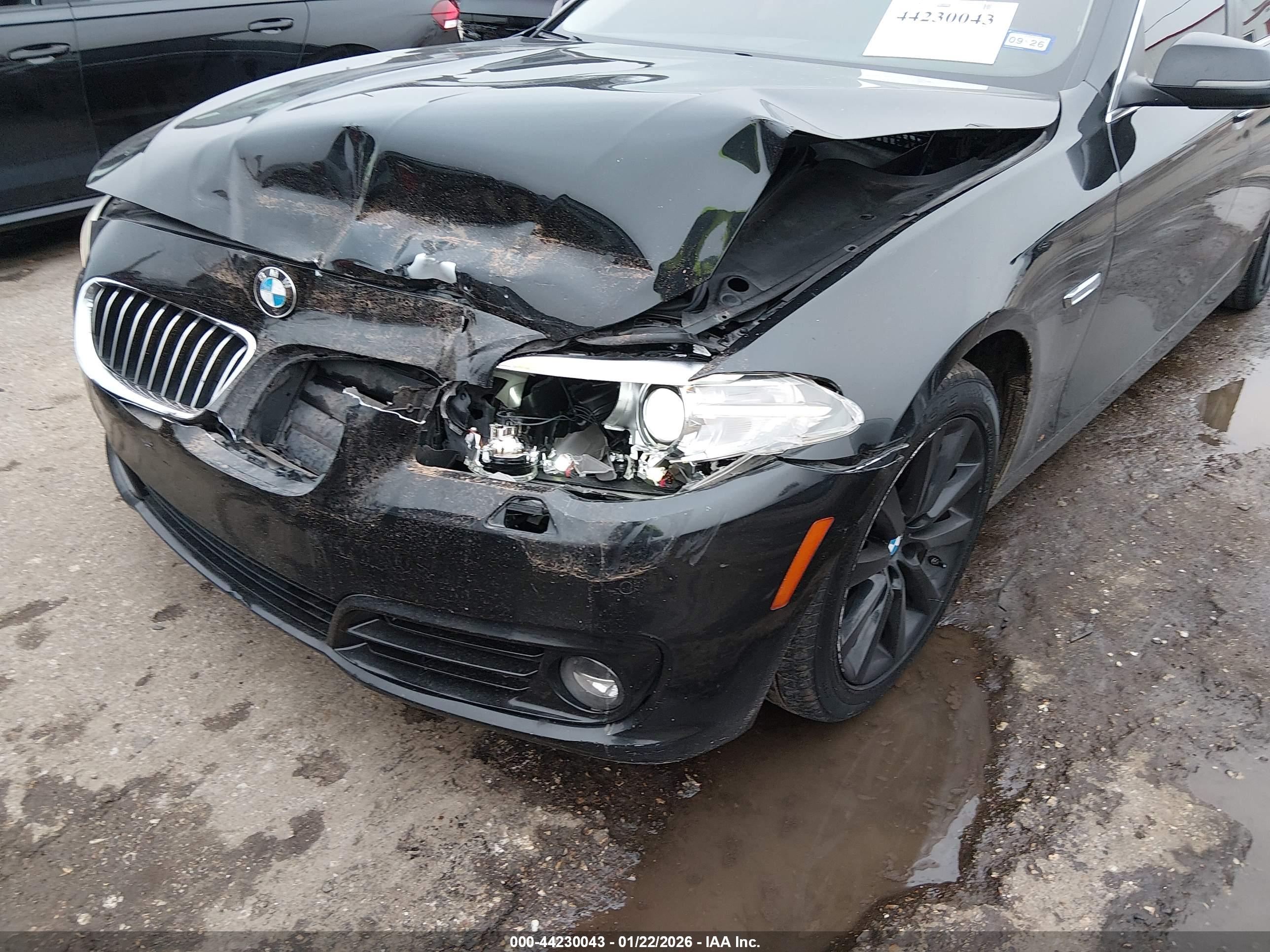 BMW 535I image 6