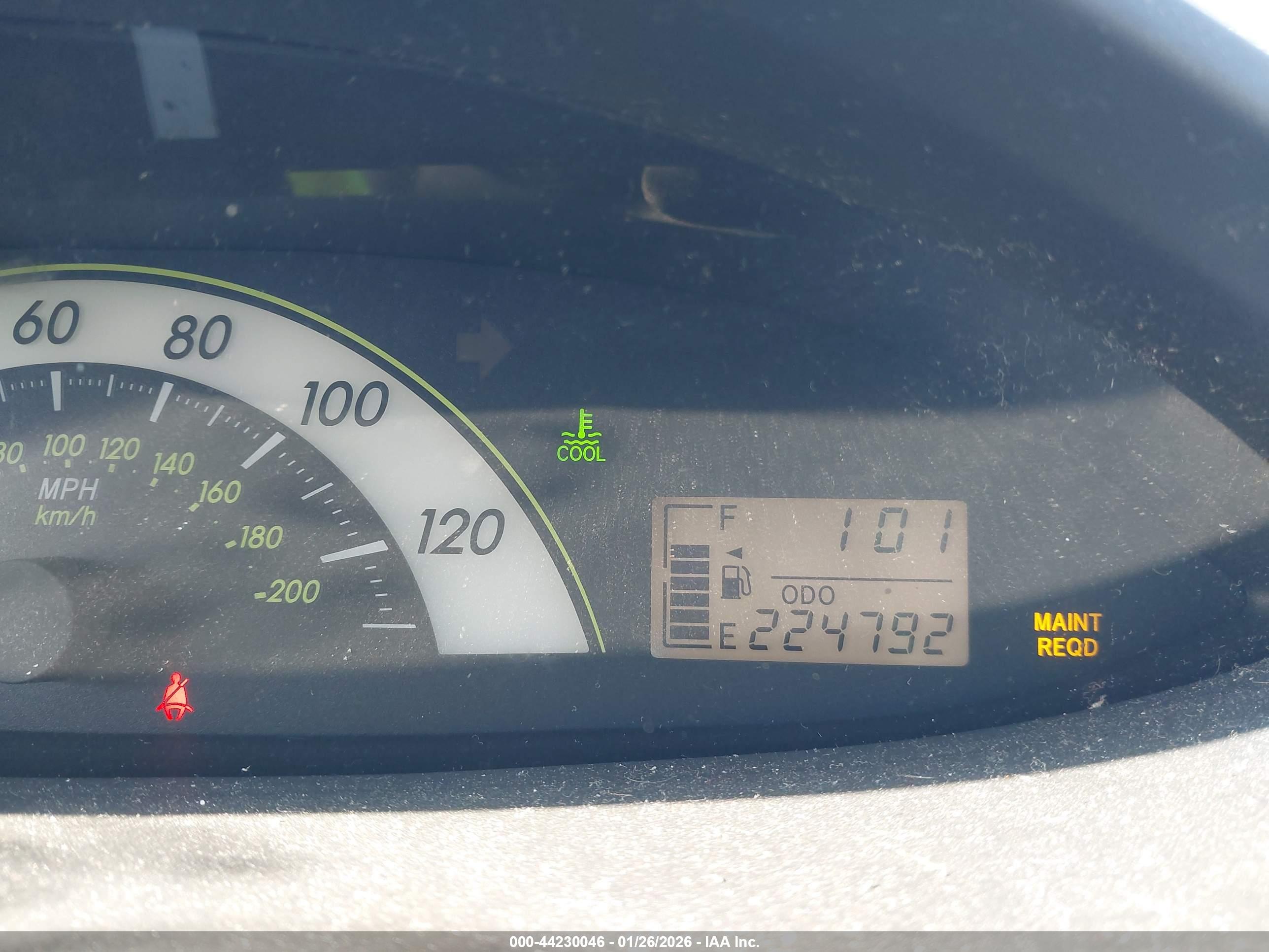 TOYOTA YARIS image 7