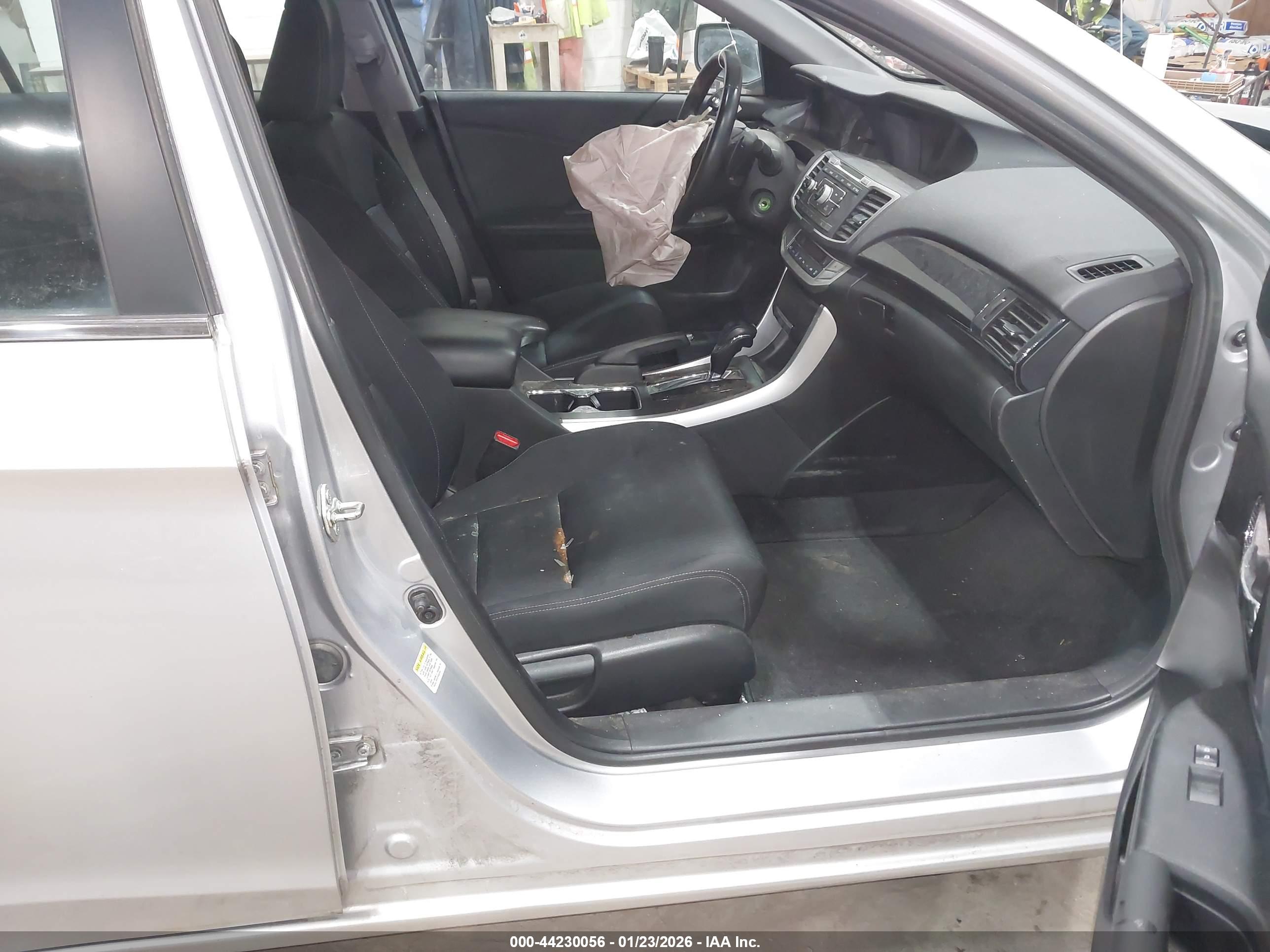 HONDA ACCORD image 5