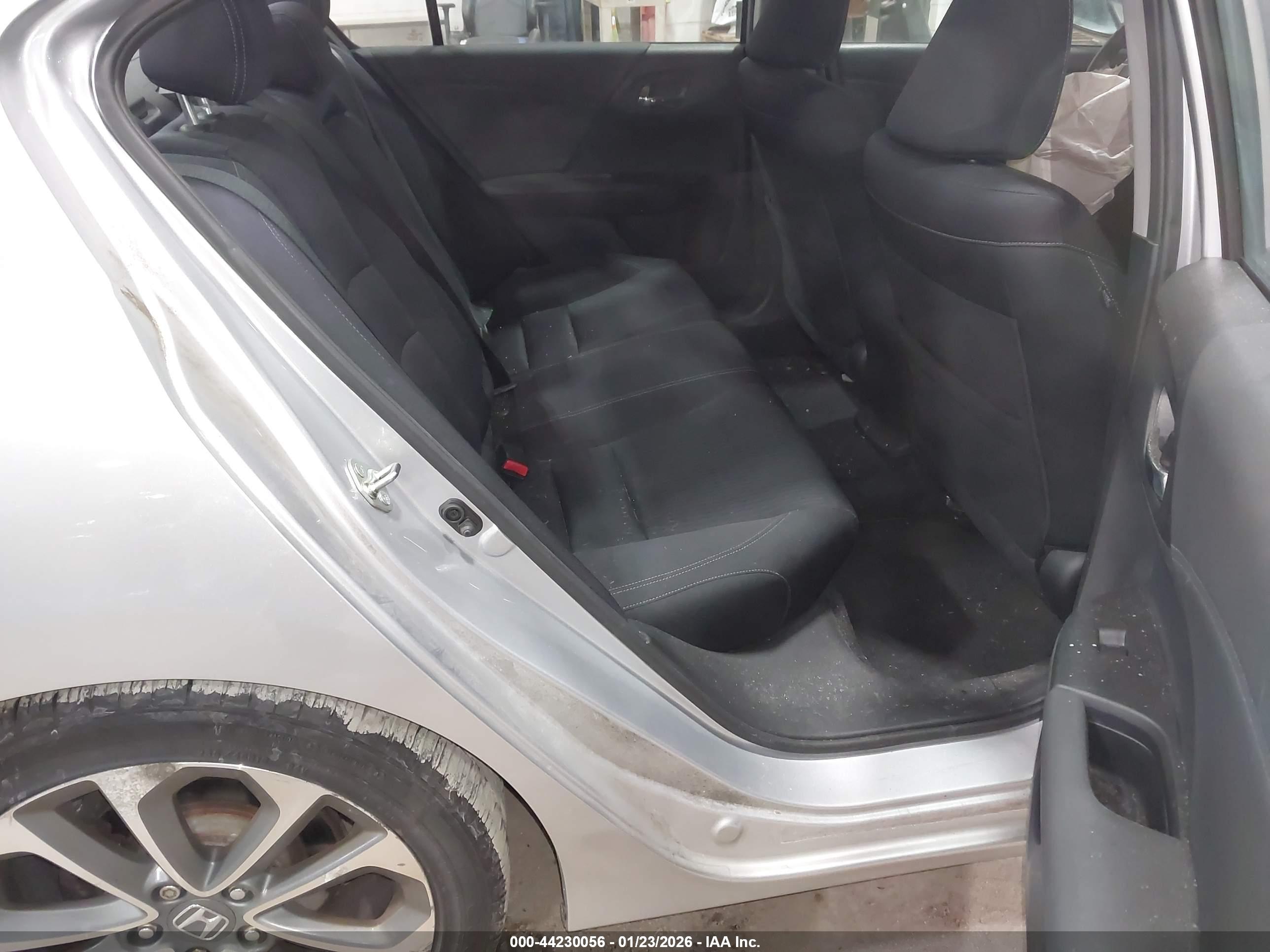HONDA ACCORD image 8
